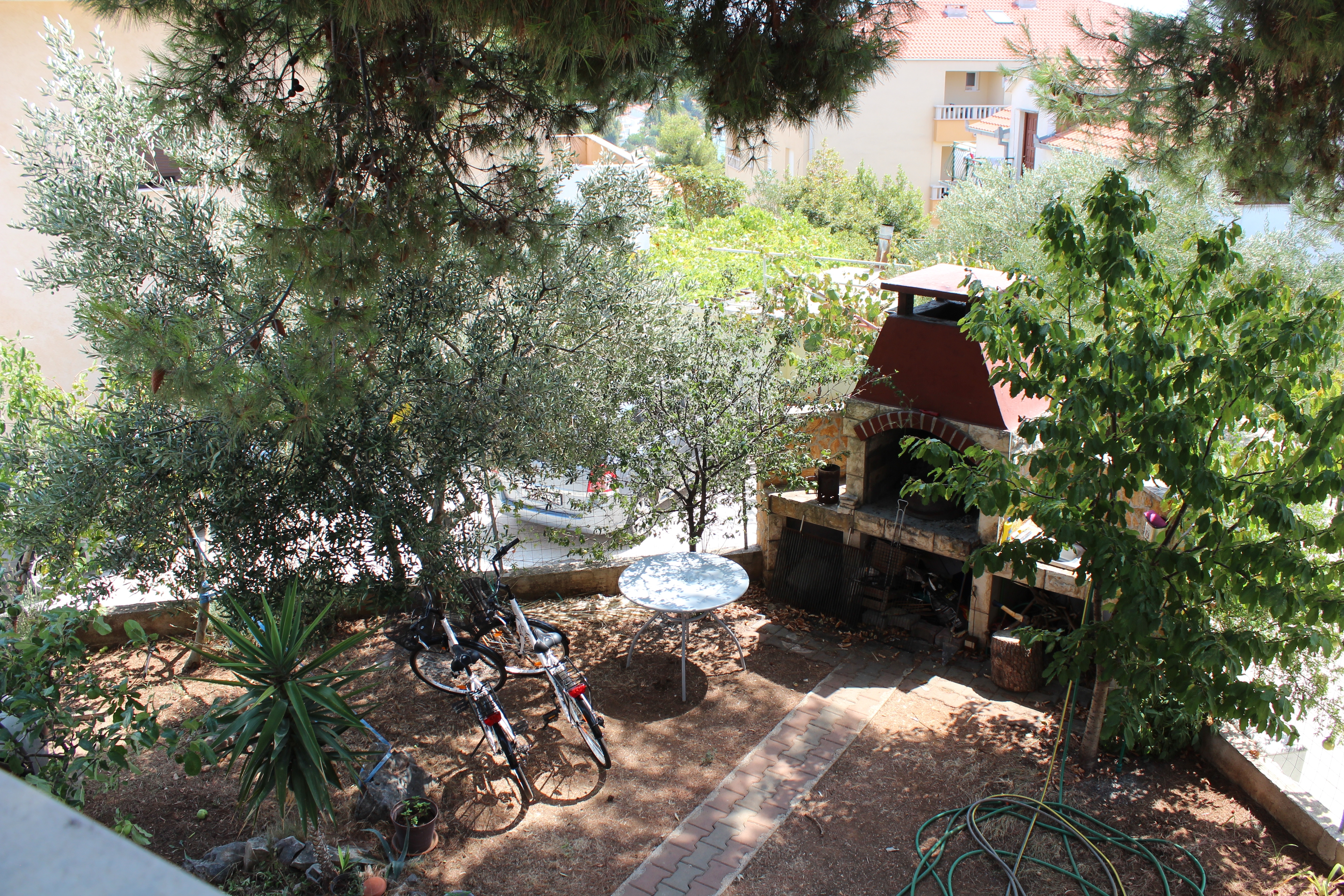 One bedroom apartment with terrace Mavarštica, Čiovo  A-a