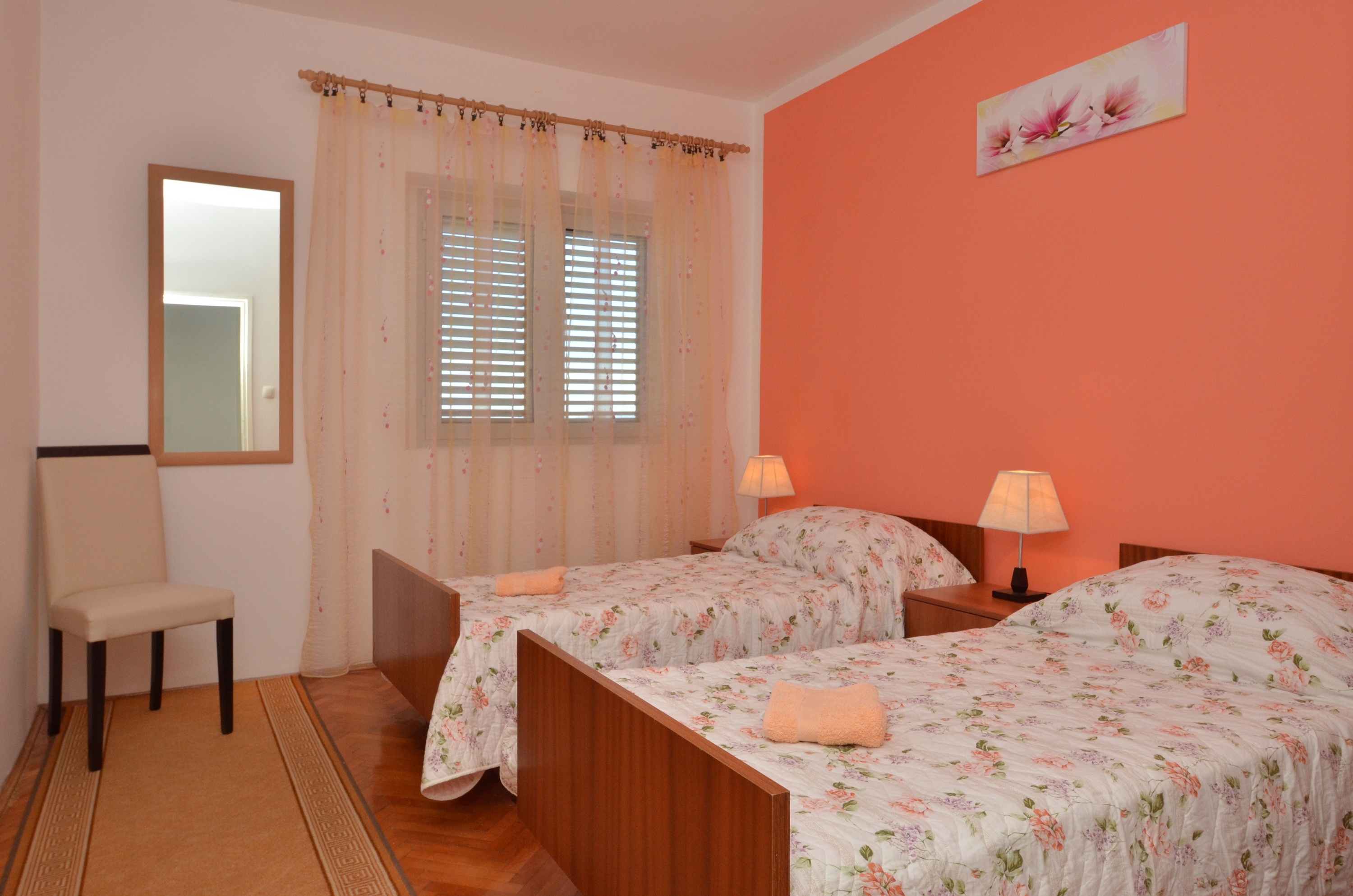 Two bedroom apartment with terrace and sea view Zavalatica, Korčula  A-a