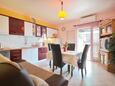 Dining room Zavalatica, Dining room in the apartment, air condition available and WiFi.