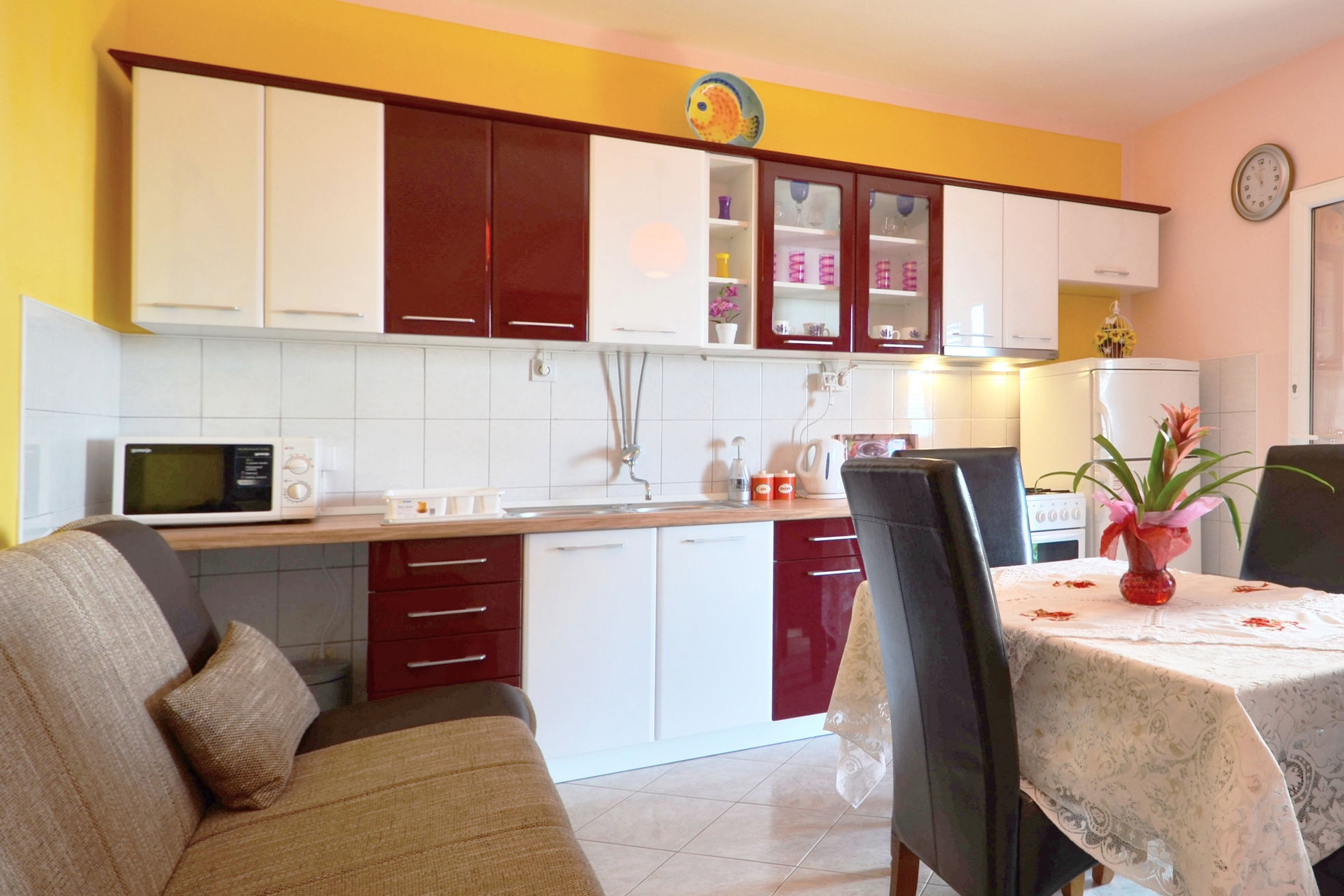 Two bedroom apartment with terrace and sea view Zavalatica, Korčula  A-a