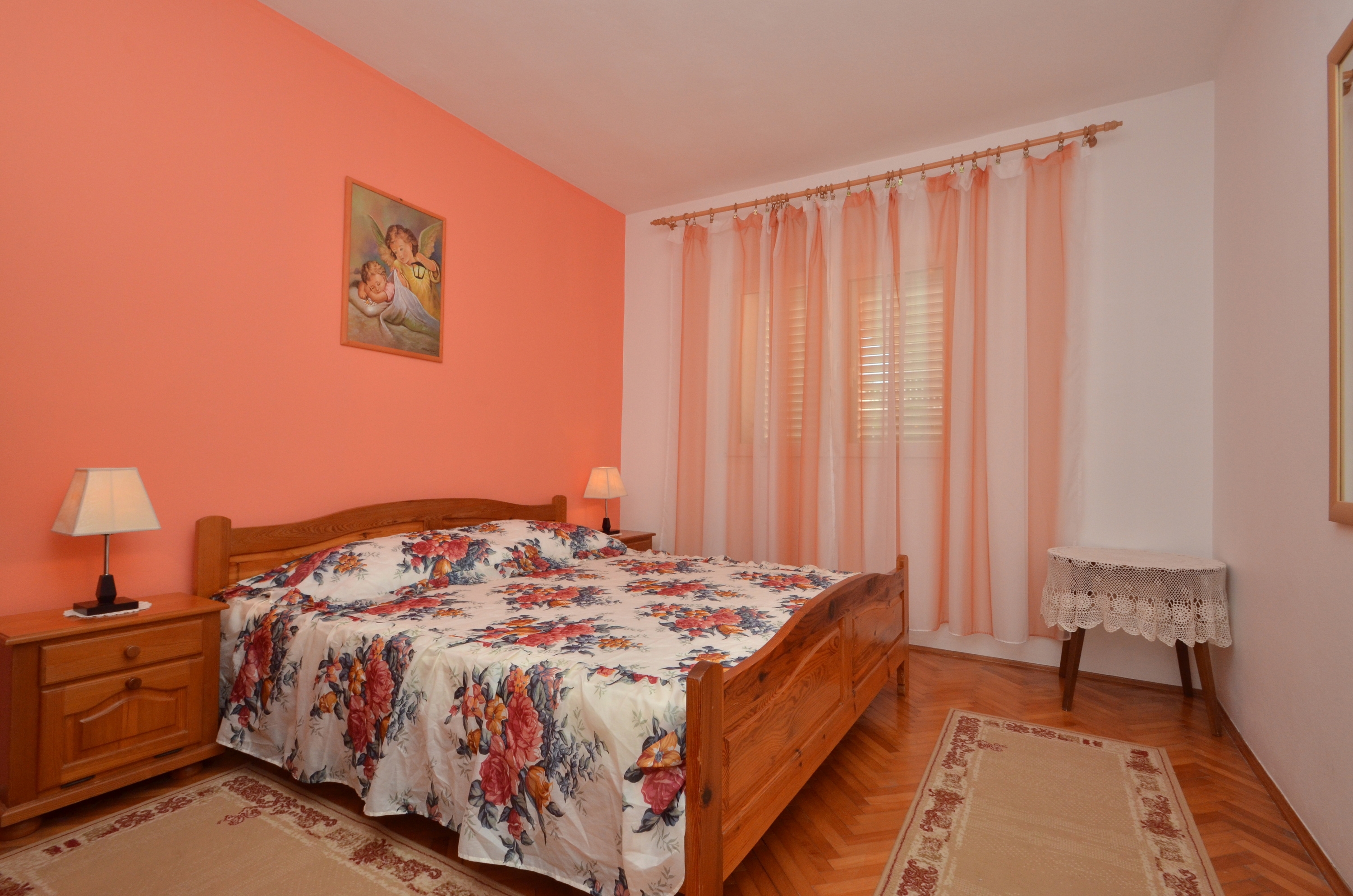 Two bedroom apartment with terrace and sea view Zavalatica, Korčula  A-b