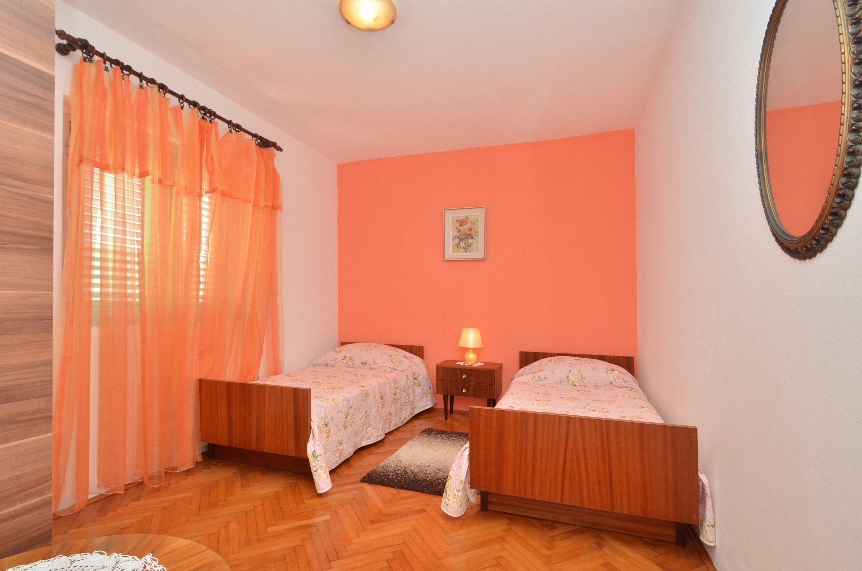 Two bedroom apartment with terrace and sea view Zavalatica, Korčula  A-b