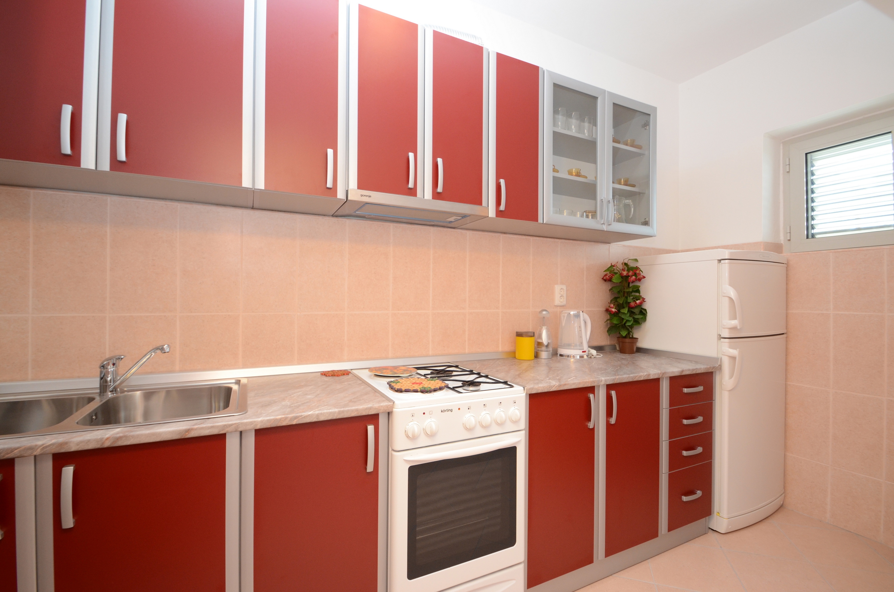 Two bedroom apartment with terrace and sea view Zavalatica, Korčula  A-b