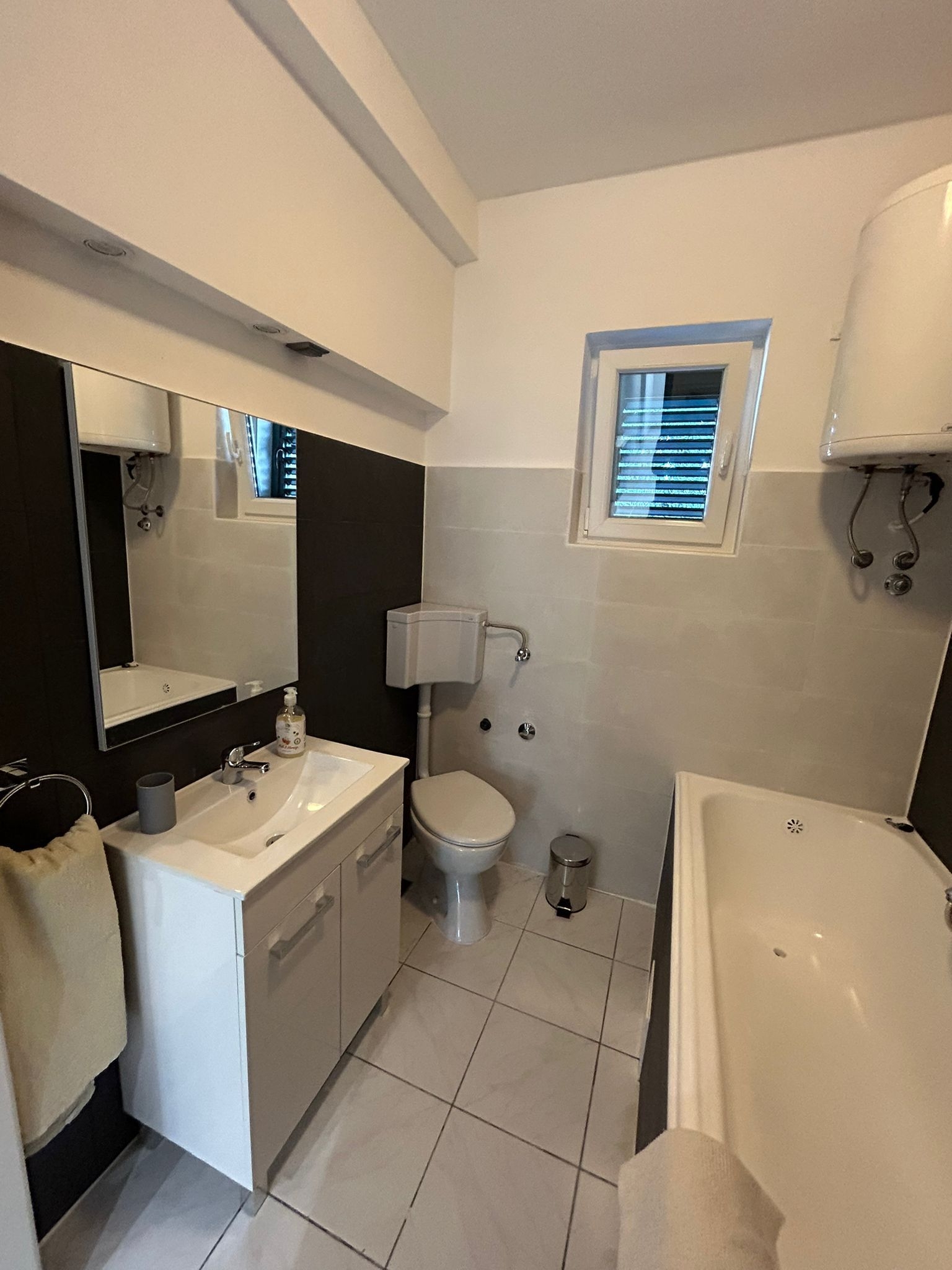 Four bedroom apartment near beach Arbanija, Čiovo  A-a