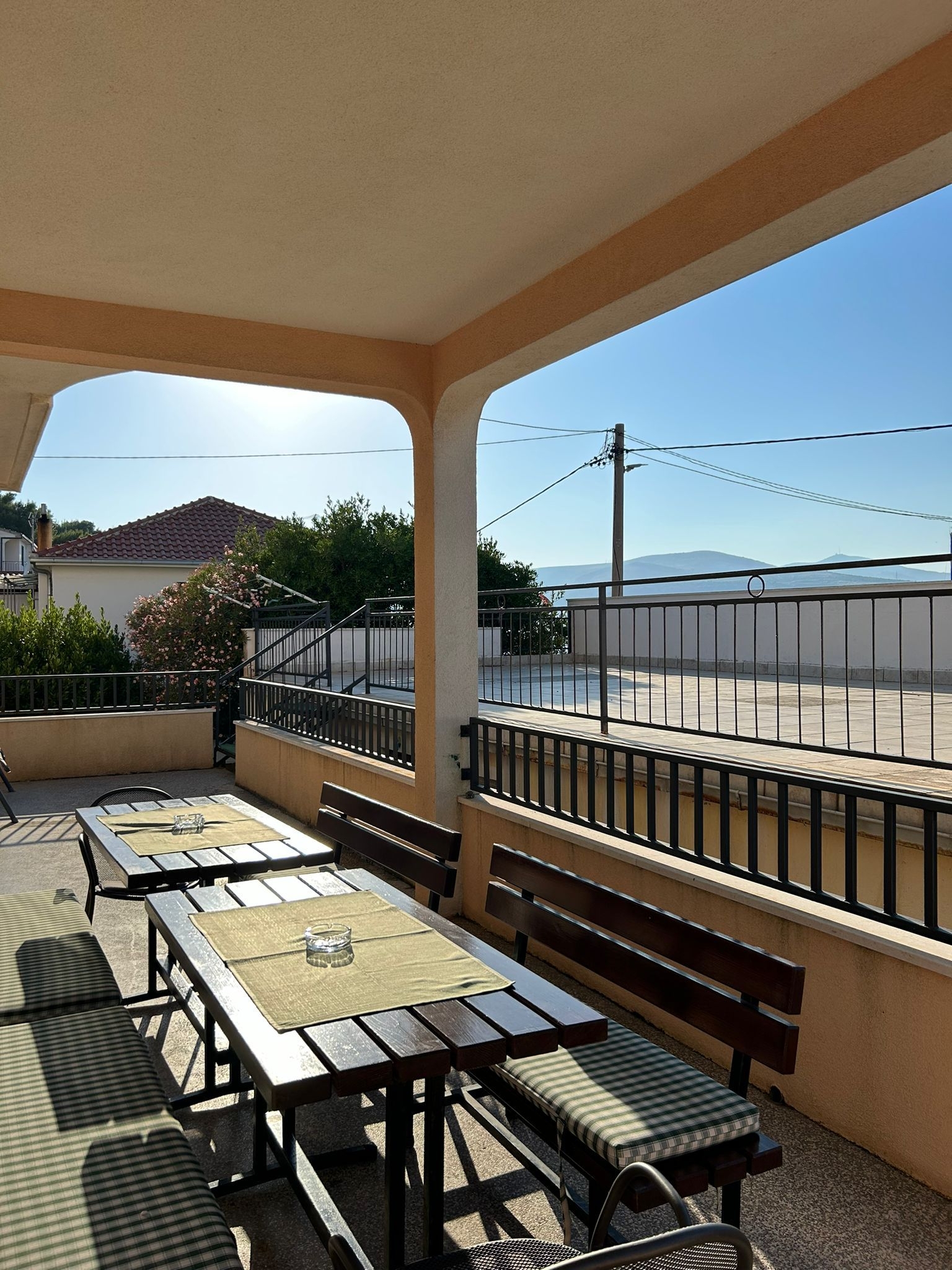 Four bedroom apartment near beach Arbanija, Čiovo  A-a