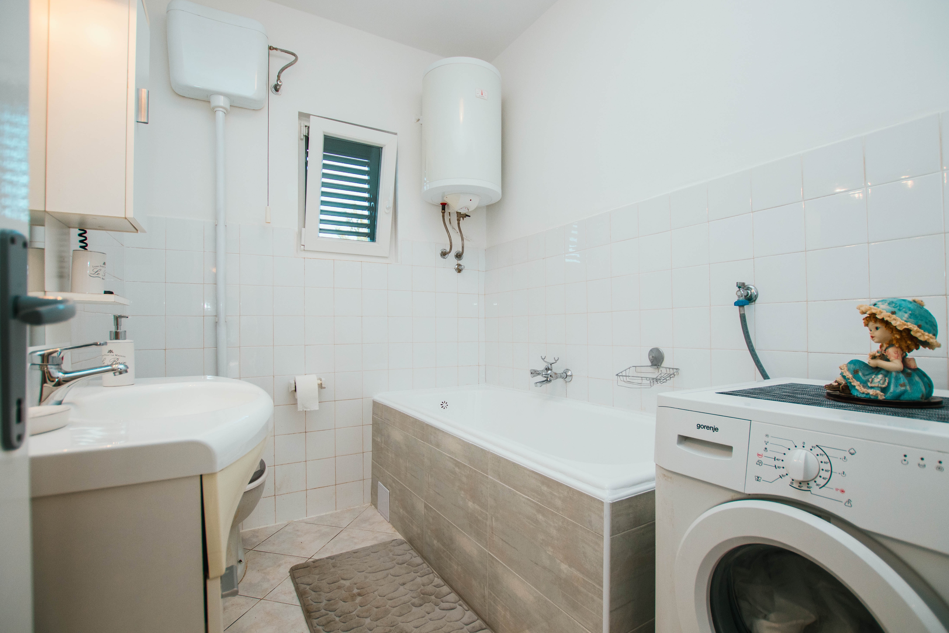 Two bedroom apartment near beach Arbanija, Čiovo  A-b