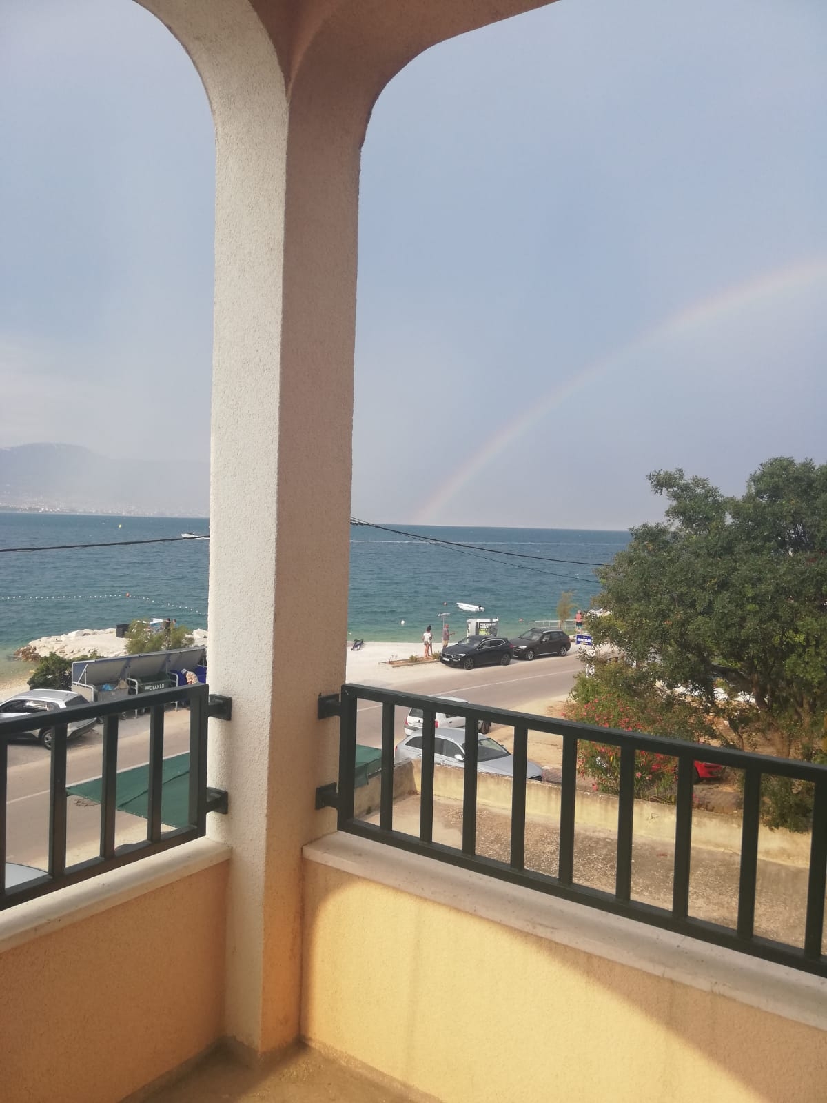 Two bedroom apartment near beach Arbanija, Čiovo  A-b