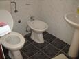 Ванная комната Okrug Gornji, Ванная комната в размещении типа apartment, Домашние животные допускаются и WiFi.