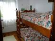 Ložnice 3 Starigrad, Ložnice 3 v ubytování typu house, domácí mazlíčci povoleni a WiFi.