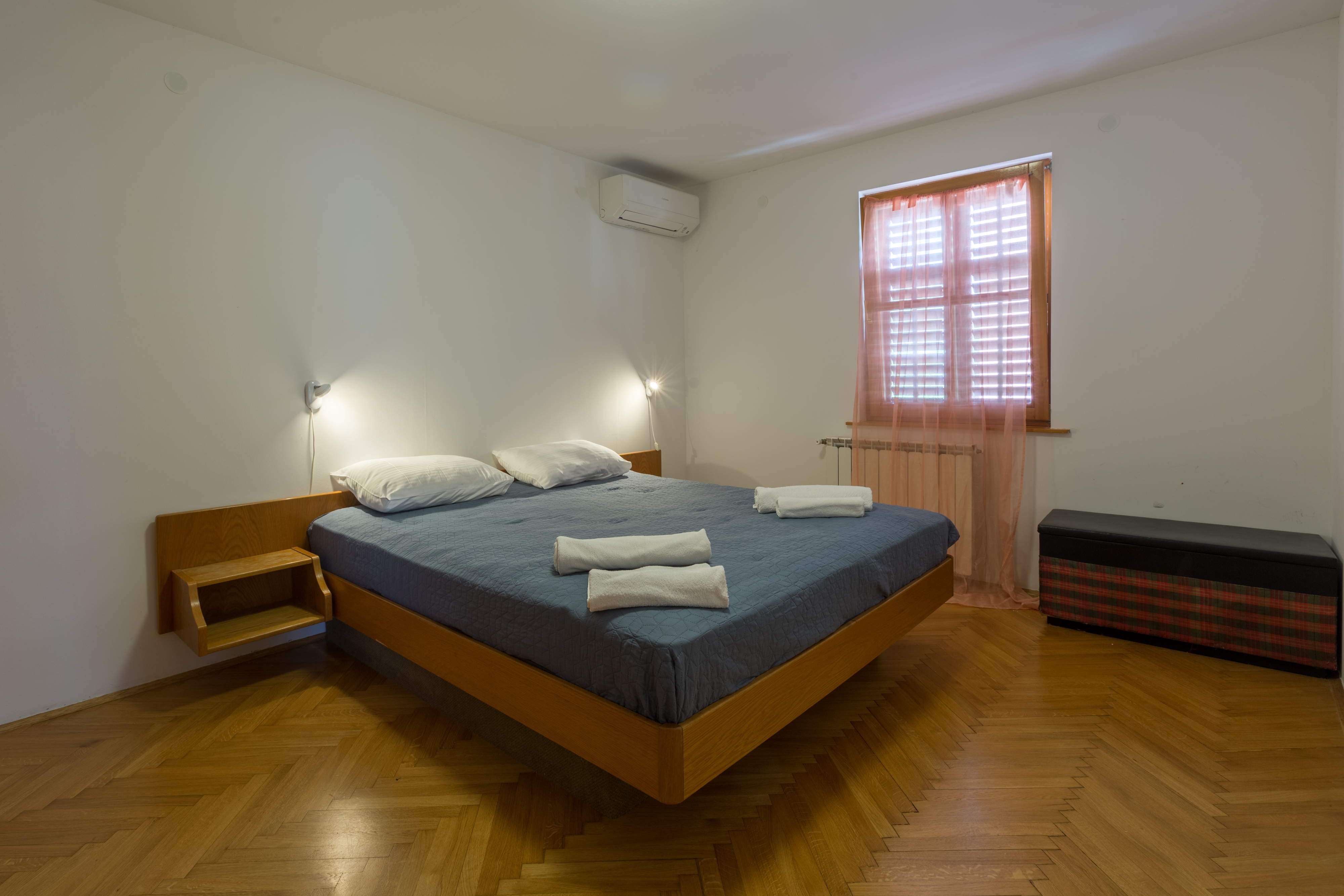 Three bedroom apartment with terrace Novigrad  A-b