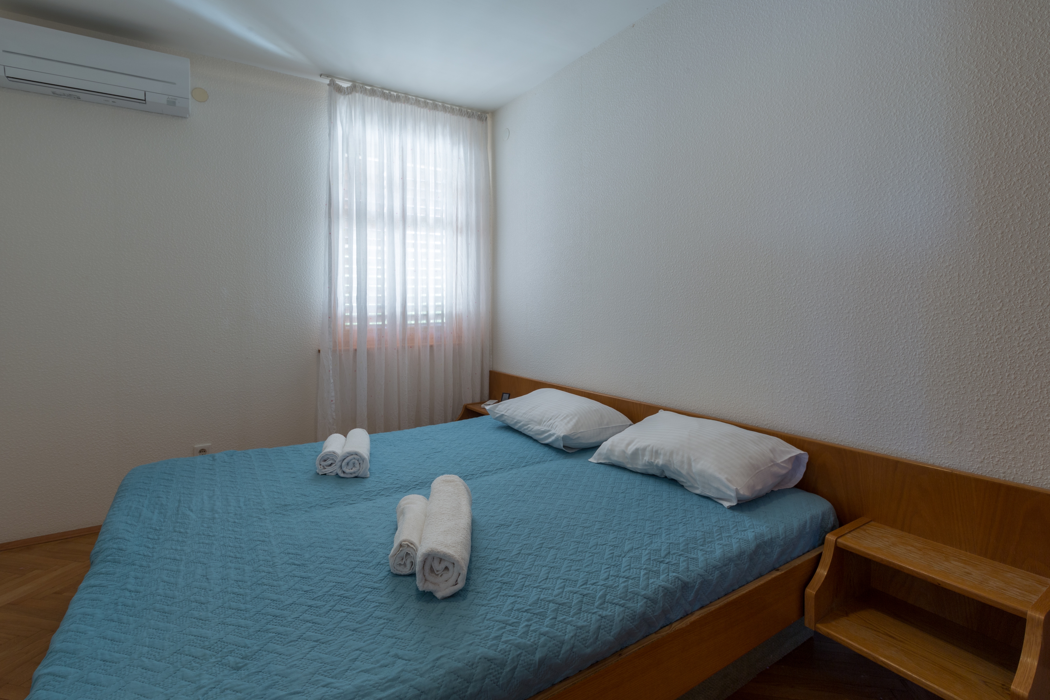 Three bedroom apartment with terrace Novigrad  A-b