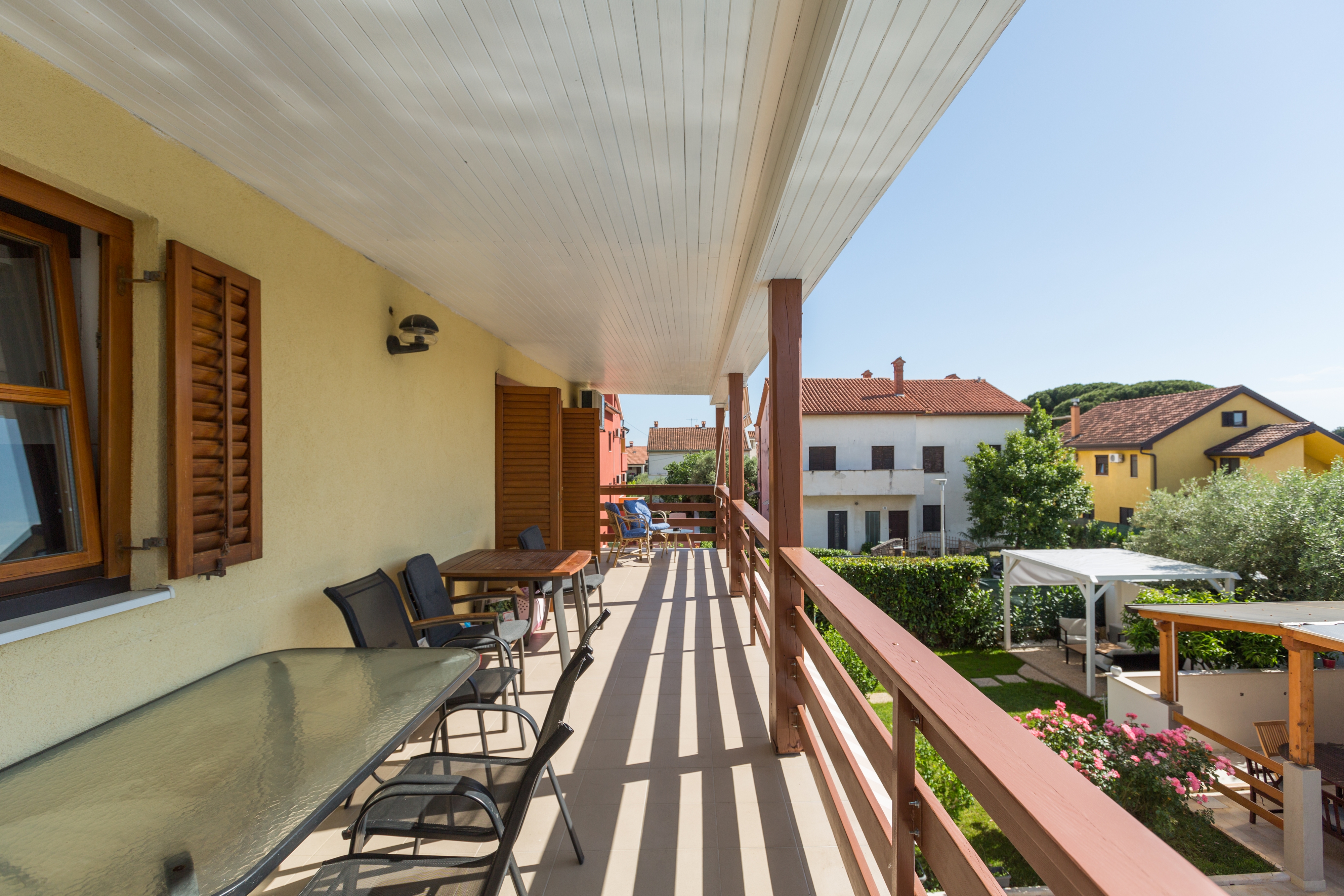 Three bedroom apartment with terrace Novigrad  A-b