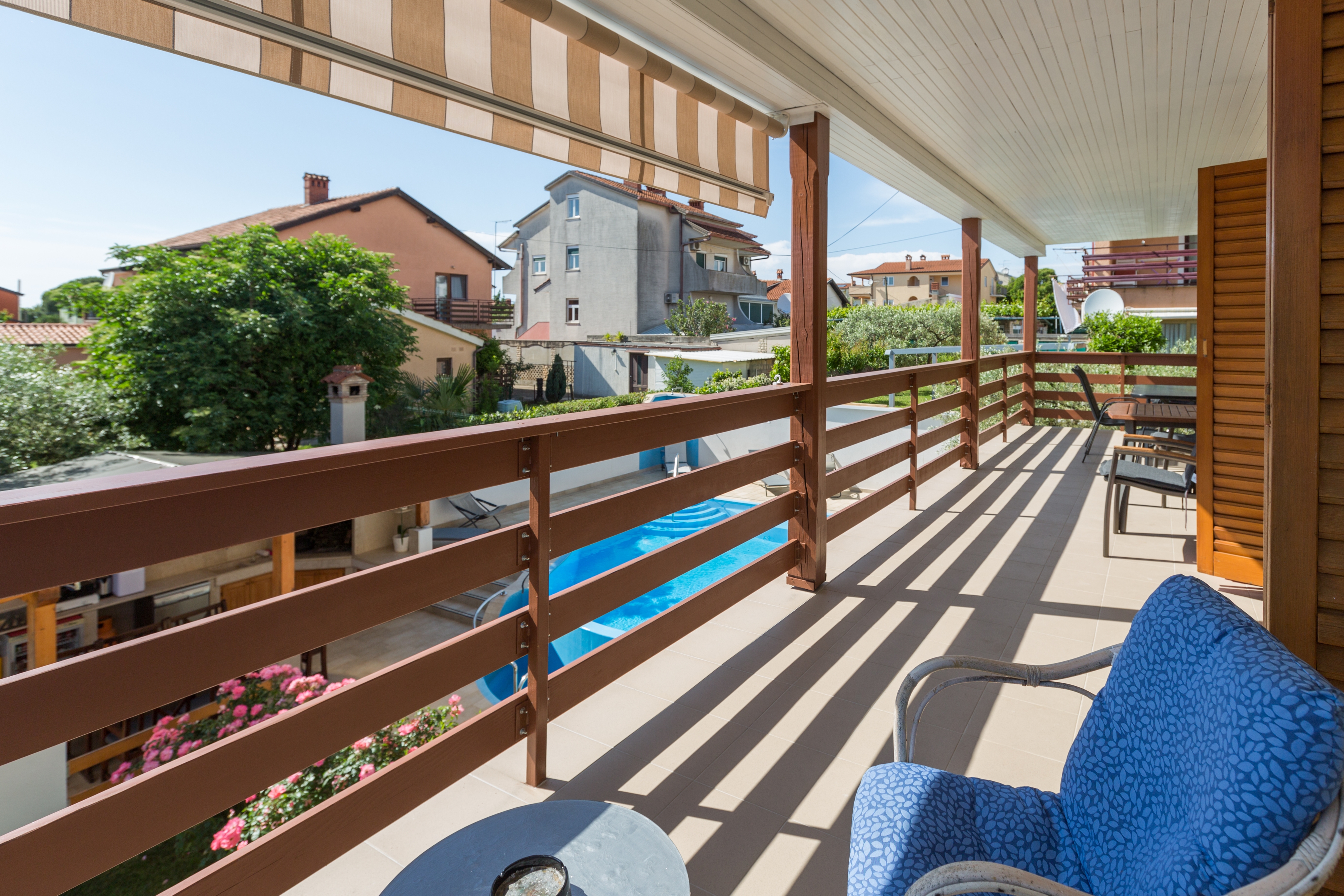 Three bedroom apartment with terrace Novigrad  A-b