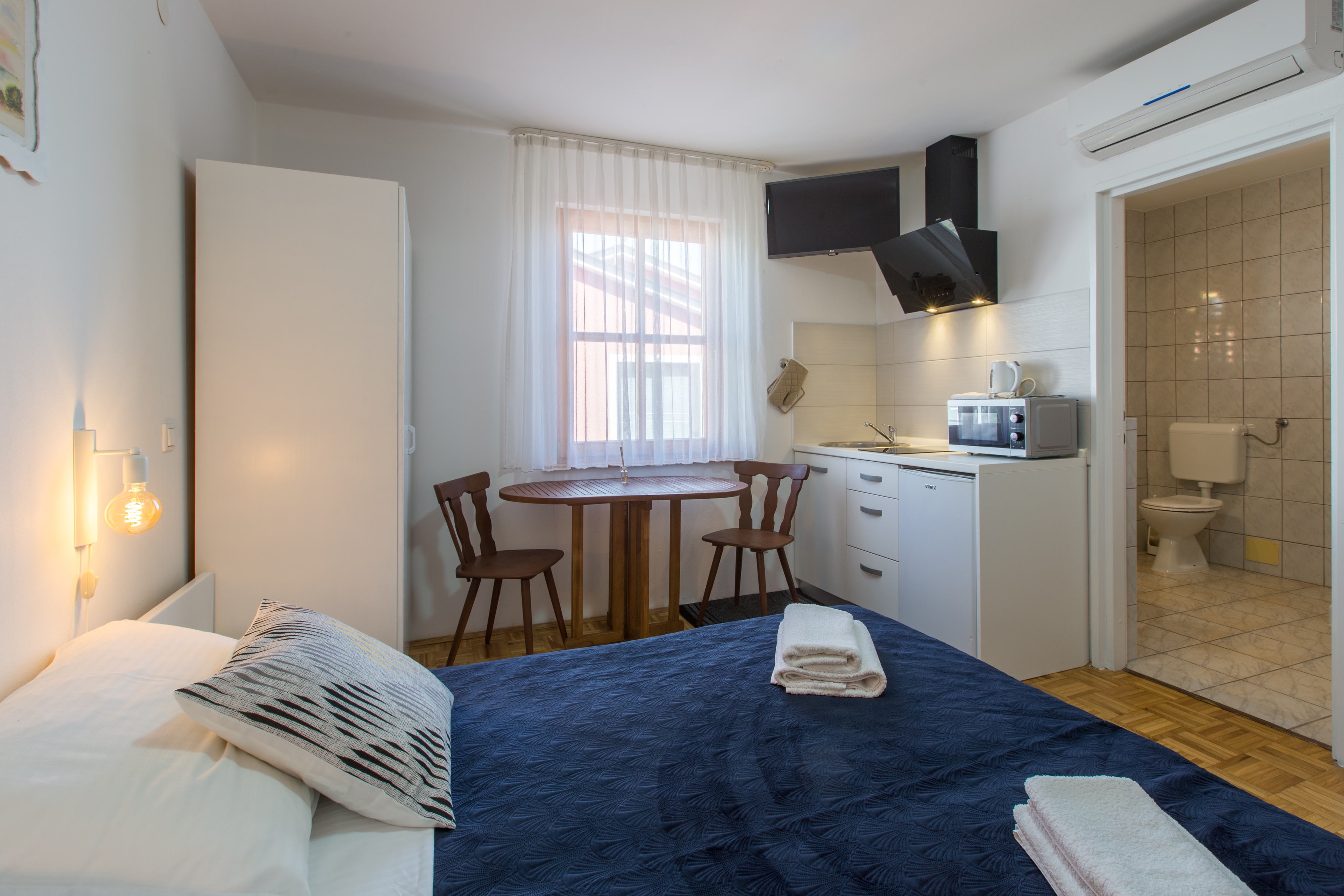Studio flat with air-conditioning Novigrad  AS-a