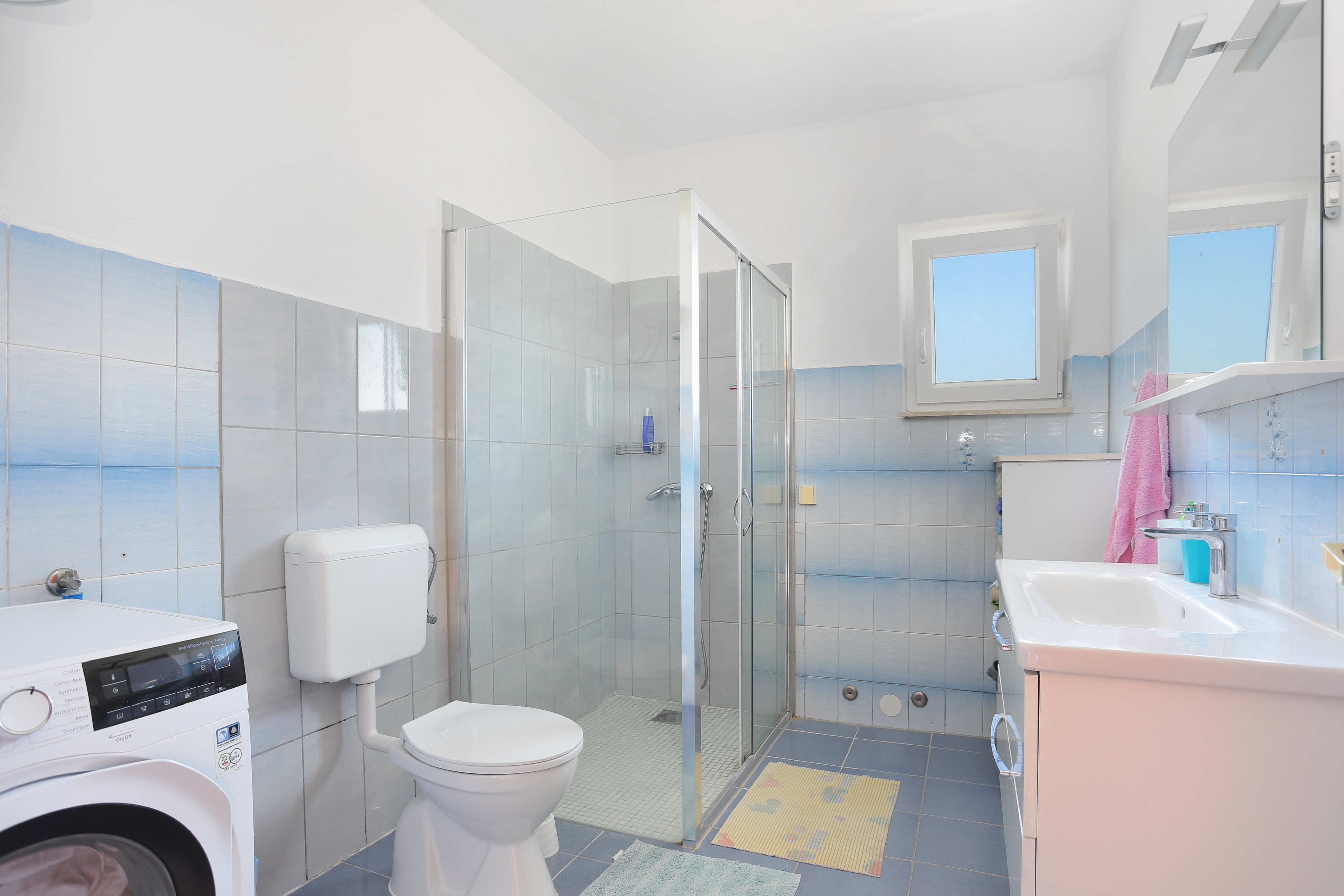 Three bedroom apartment with terrace and sea view Arbanija, Čiovo  A-a