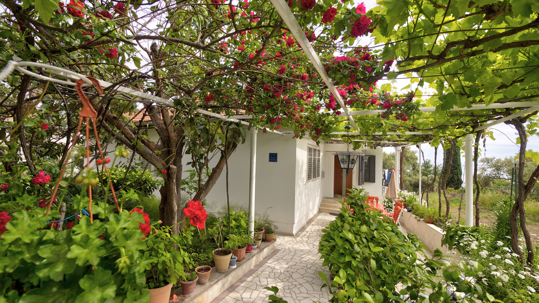 Two bedroom house with terrace and sea view Mlini, Dubrovnik  K