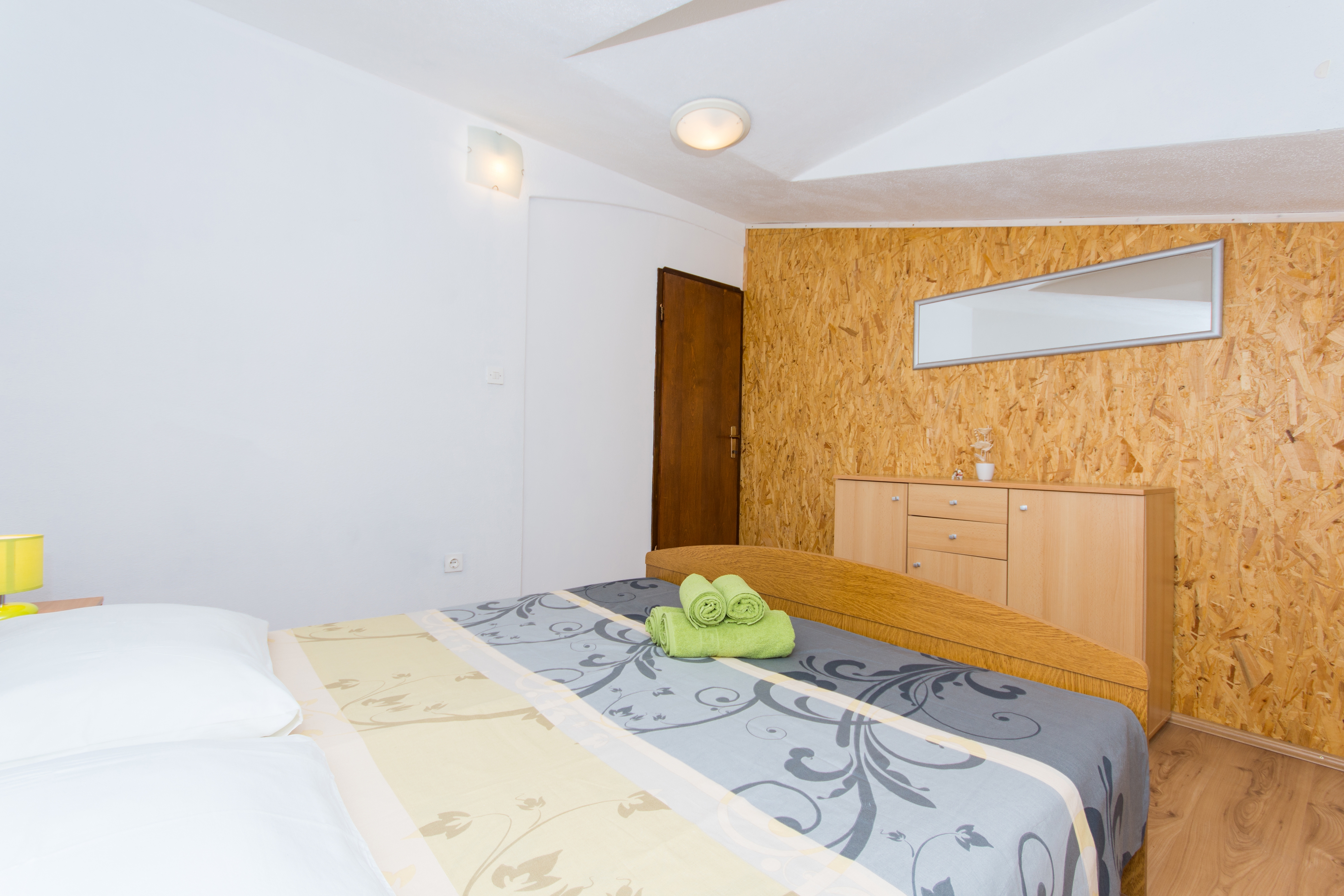 Two bedroom apartment with terrace and sea view Slatine, Čiovo  A-b