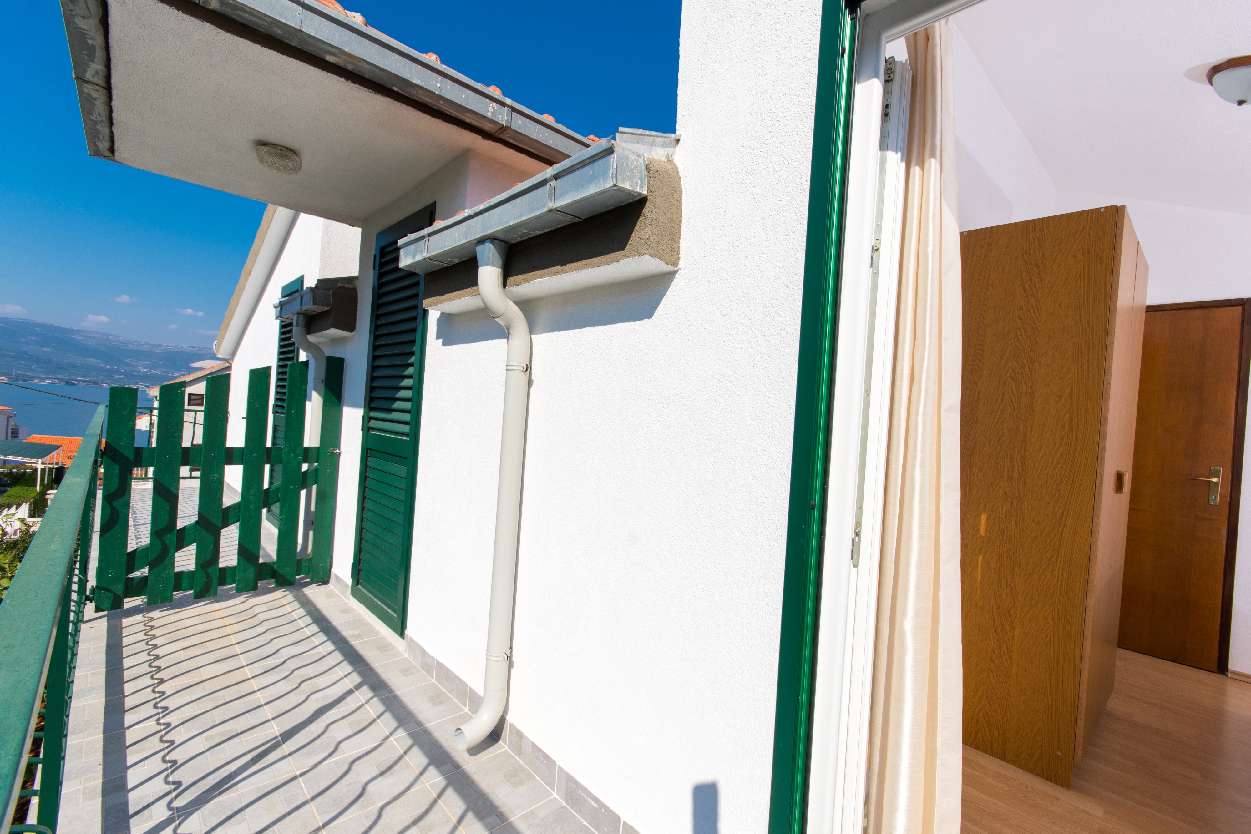 Two bedroom apartment with terrace and sea view Slatine, Čiovo  A-c
