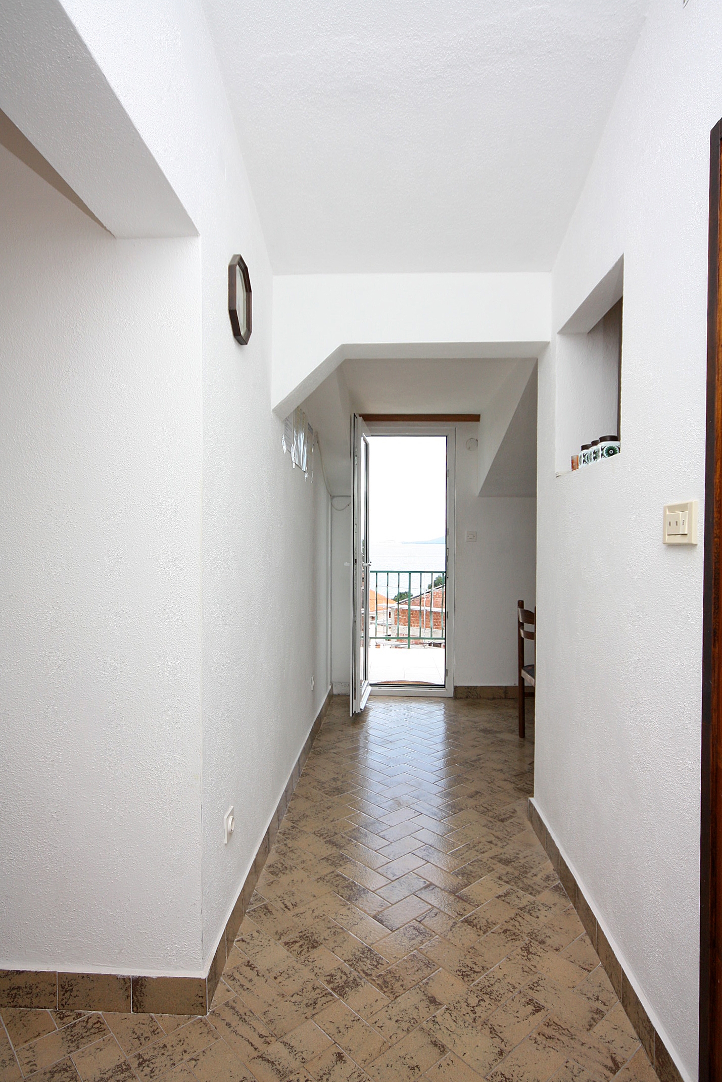 Two bedroom apartment with terrace and sea view Slatine, Čiovo  A-c