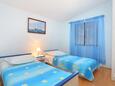 Seget Vranjica, Bedroom 2 in the apartment, (pet friendly) and WiFi.