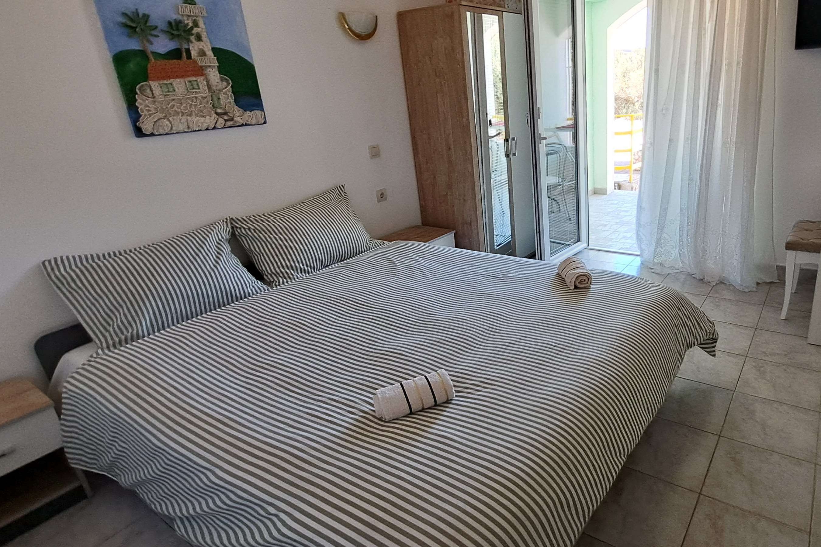 One bedroom apartment with balcony Podaca, Makarska (A-11274-e)