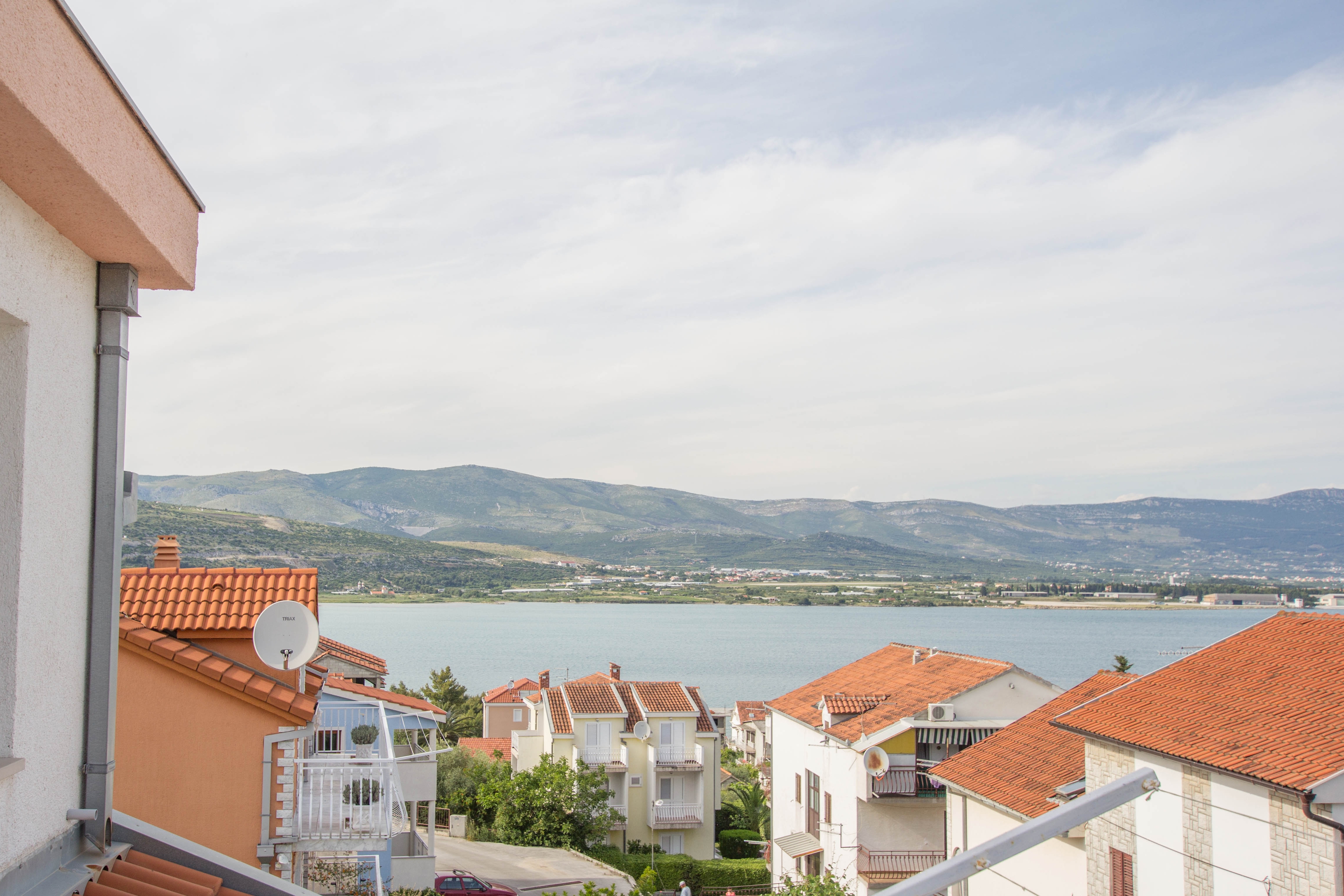 Three bedroom apartment with balcony and sea view Mastrinka, Čiovo  A-a