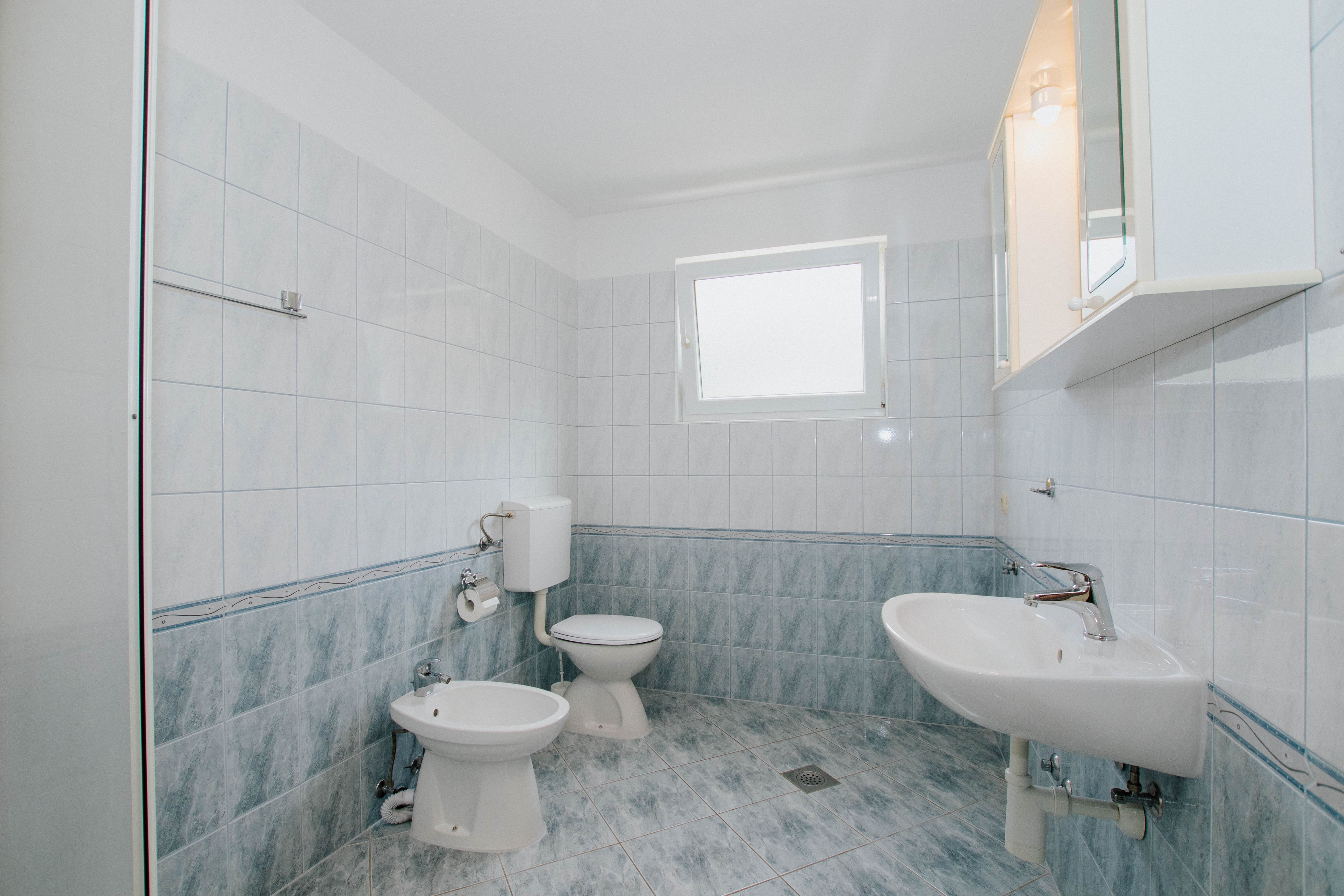 Three bedroom apartment with balcony and sea view Mastrinka, Čiovo  A-a