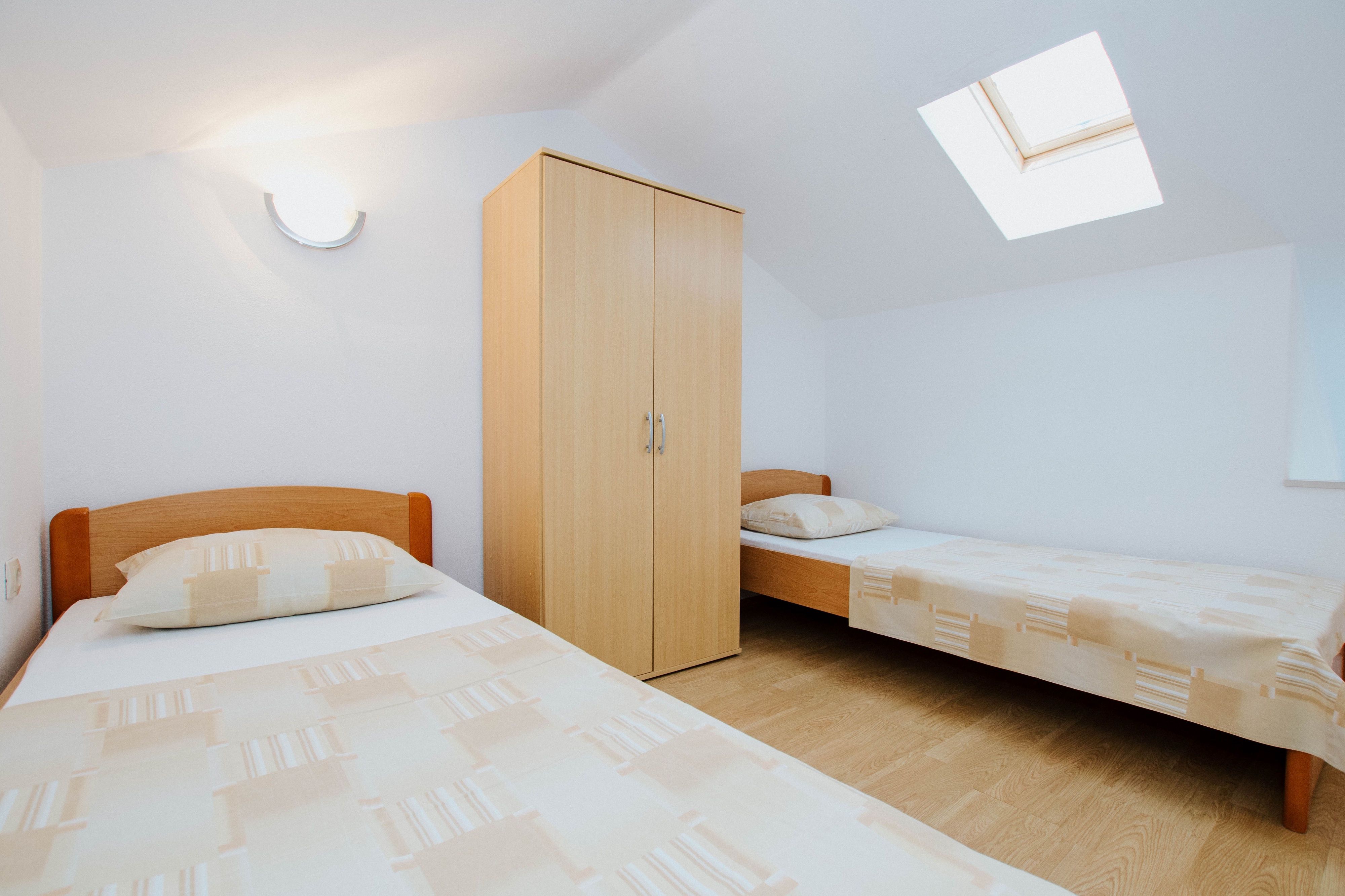 Three bedroom apartment with balcony and sea view Mastrinka, Čiovo  A-a