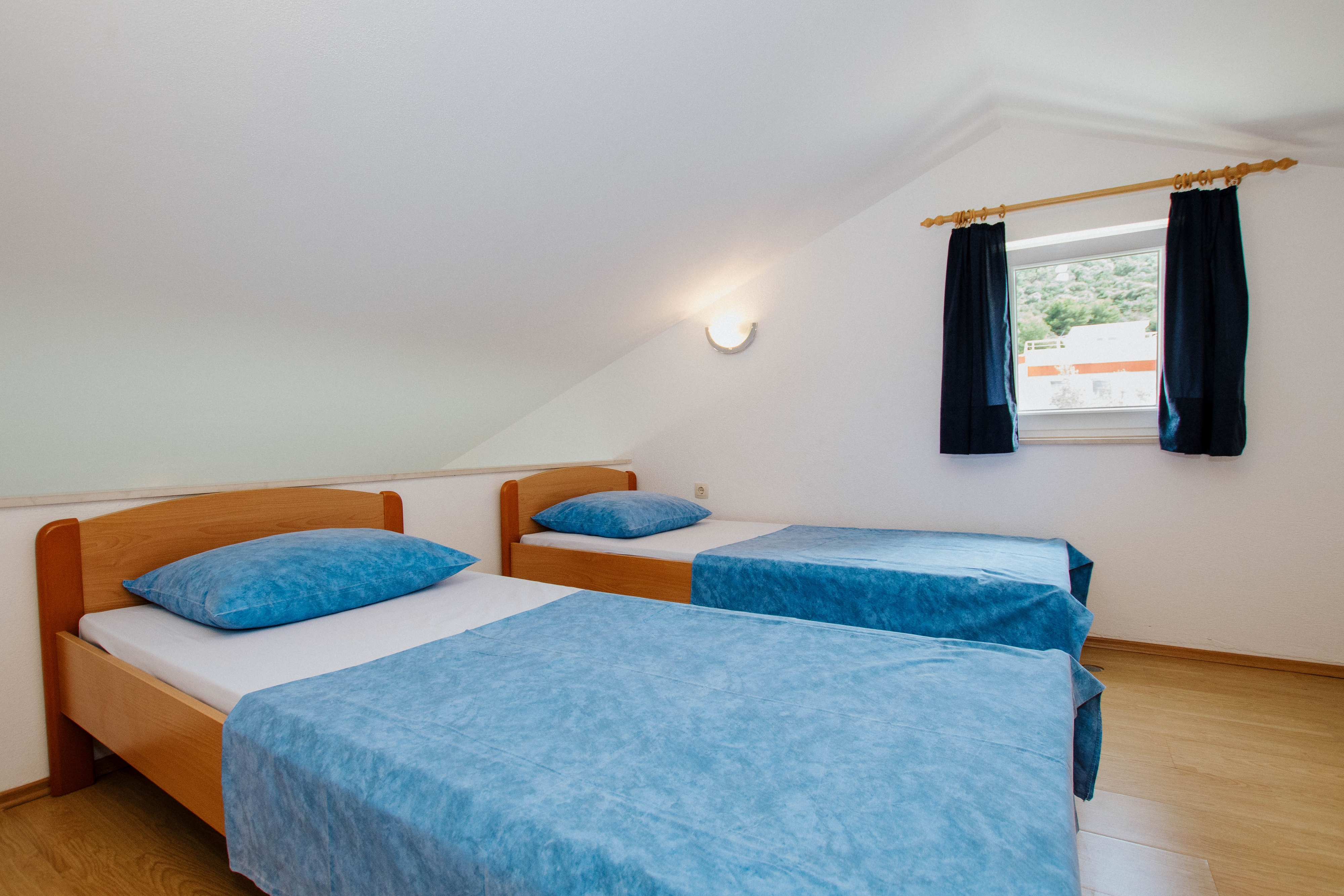 Three bedroom apartment with balcony and sea view Mastrinka, Čiovo  A-a