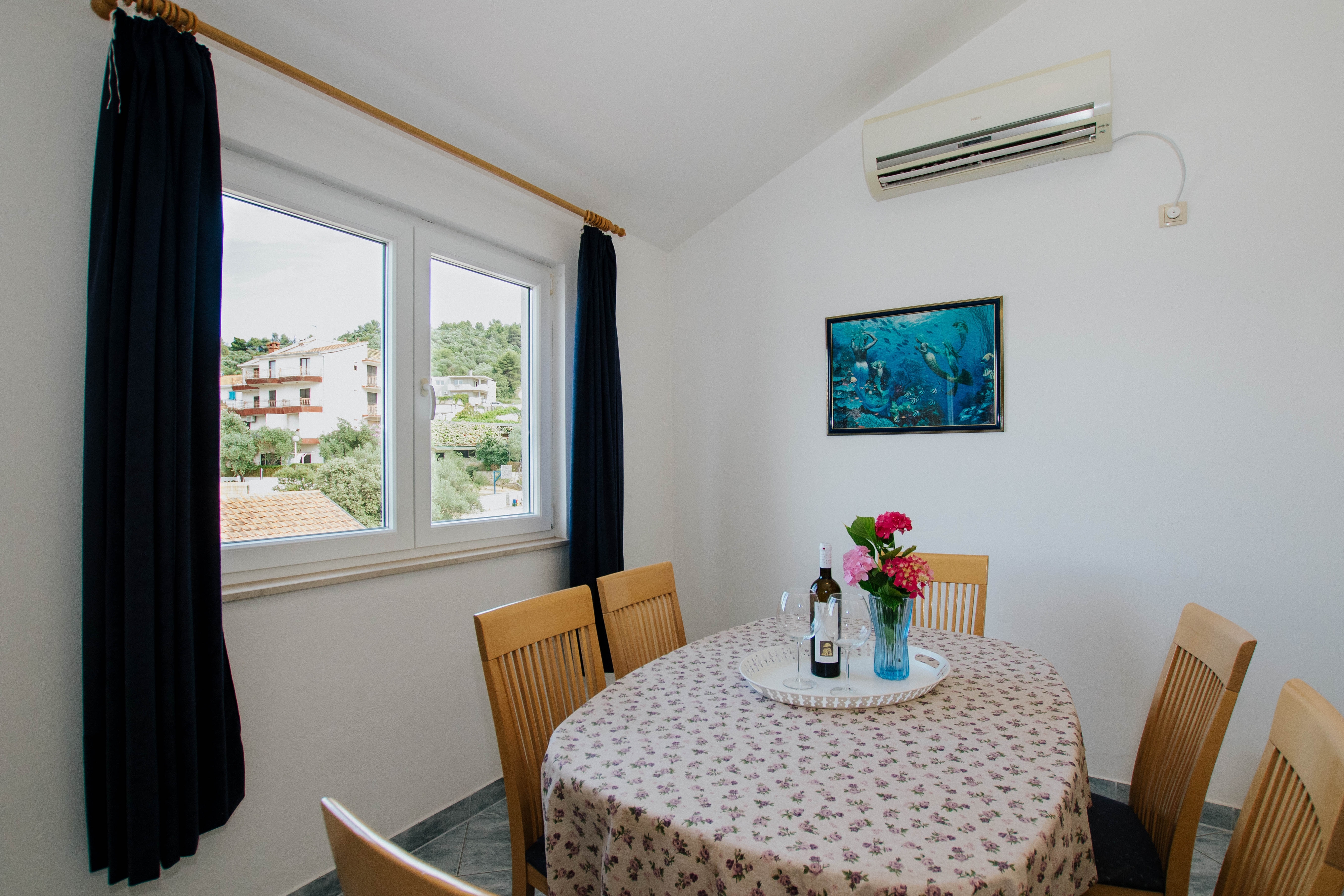 Three bedroom apartment with balcony and sea view Mastrinka, Čiovo  A-a
