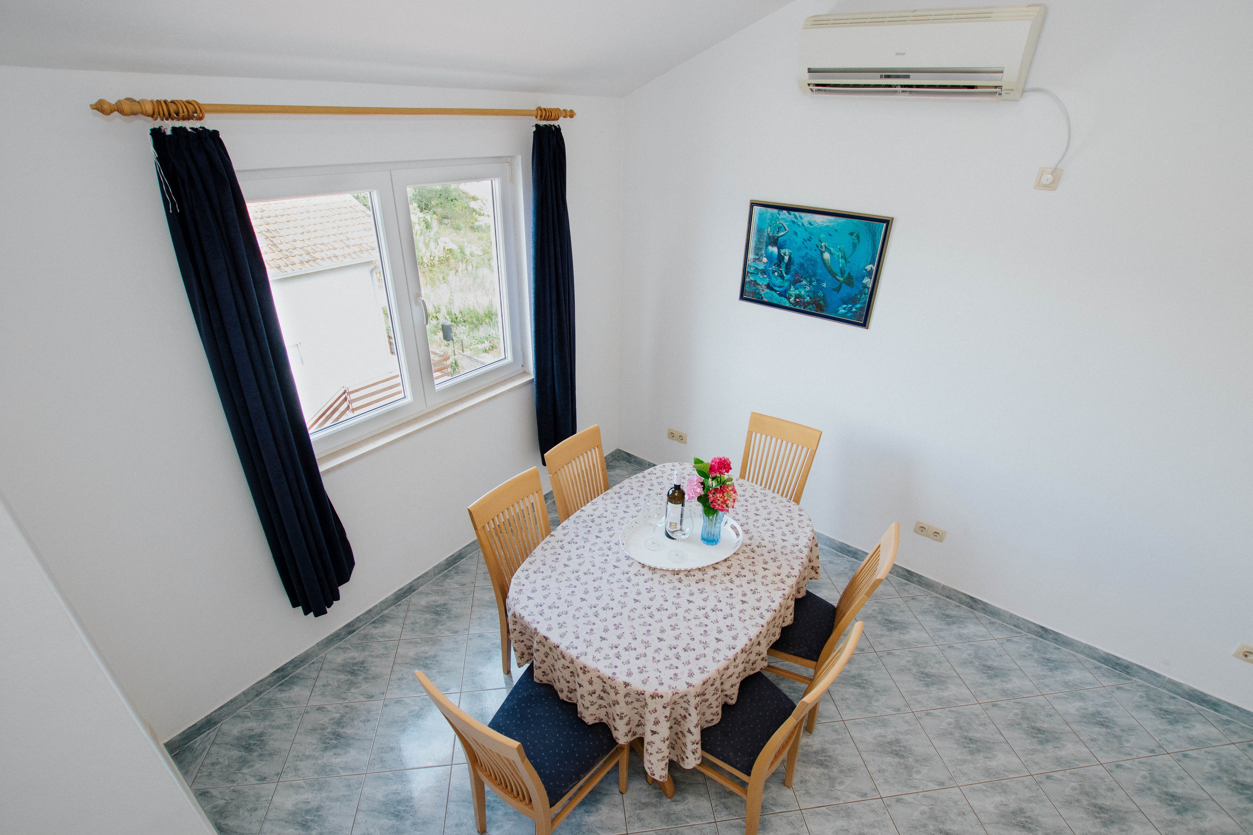 Three bedroom apartment with balcony and sea view Mastrinka, Čiovo  A-a