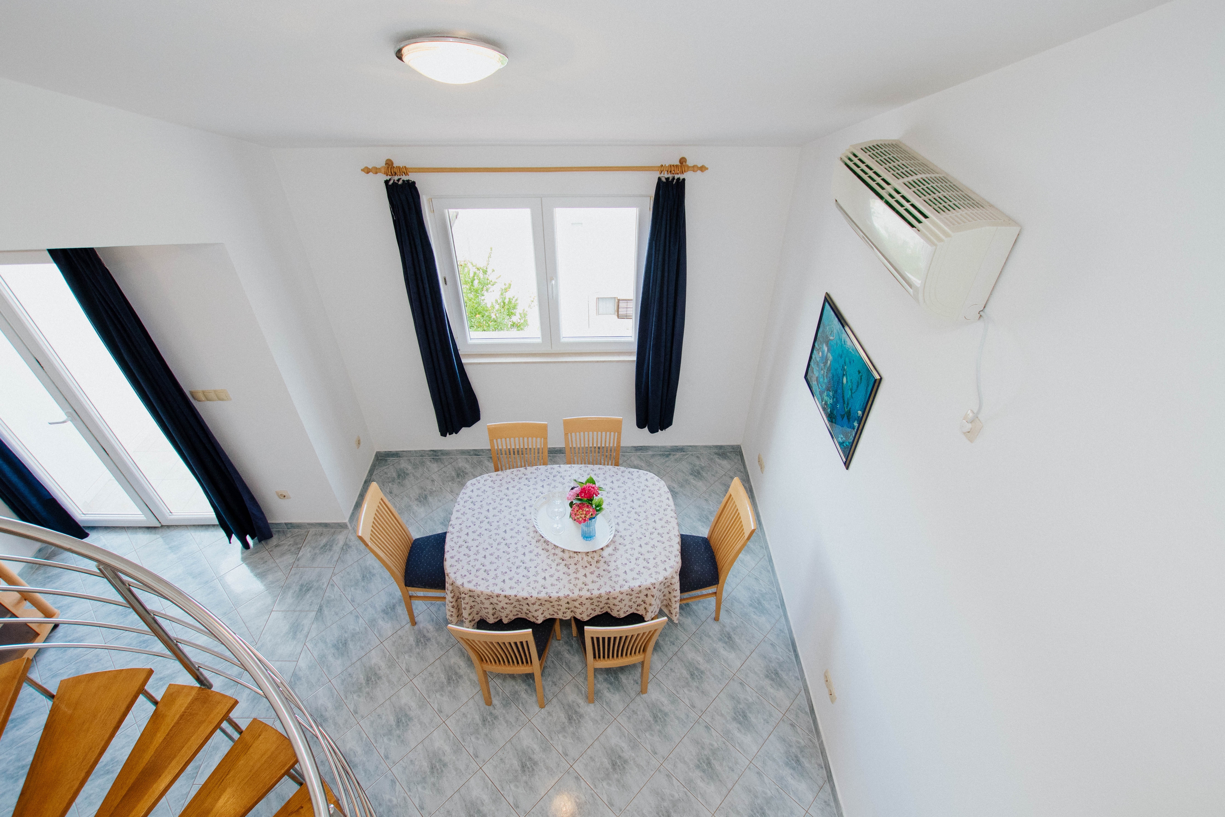 Three bedroom apartment with balcony and sea view Mastrinka, Čiovo  A-a