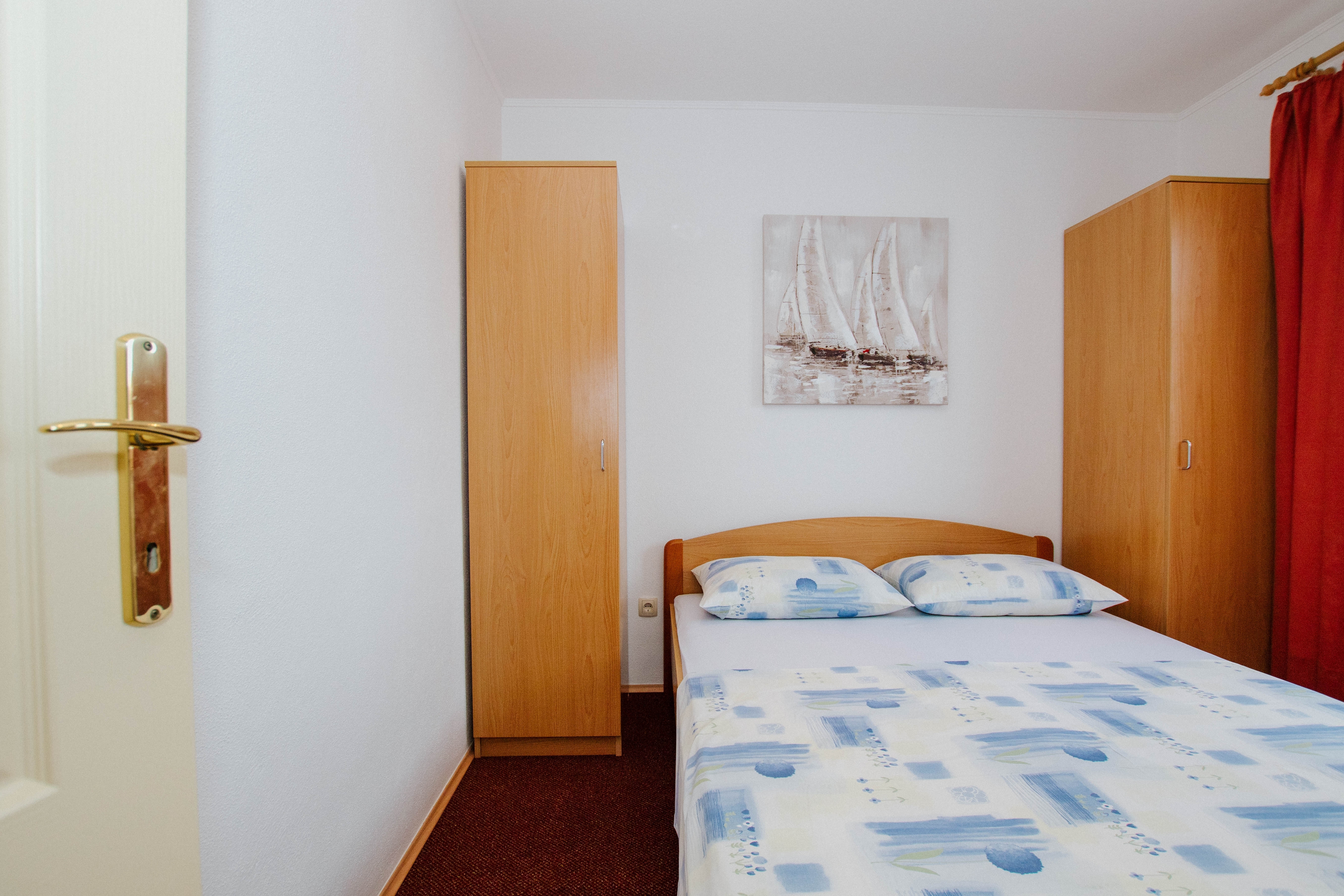 Three bedroom apartment with balcony and sea view Mastrinka, Čiovo  A-b