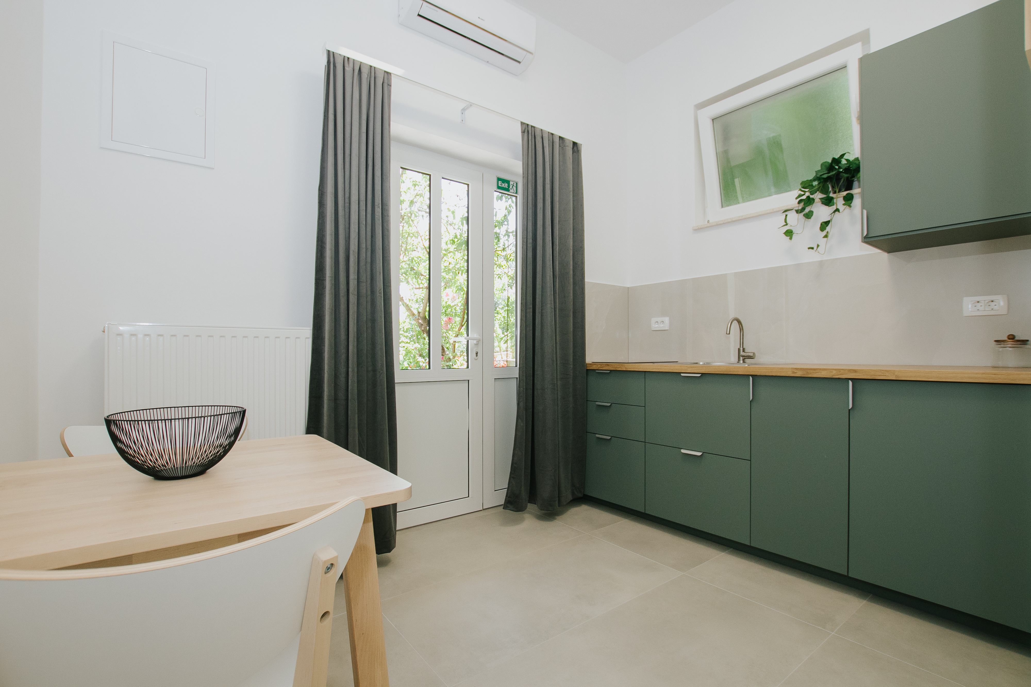 Studio flat with terrace Mastrinka, Čiovo  AS-a