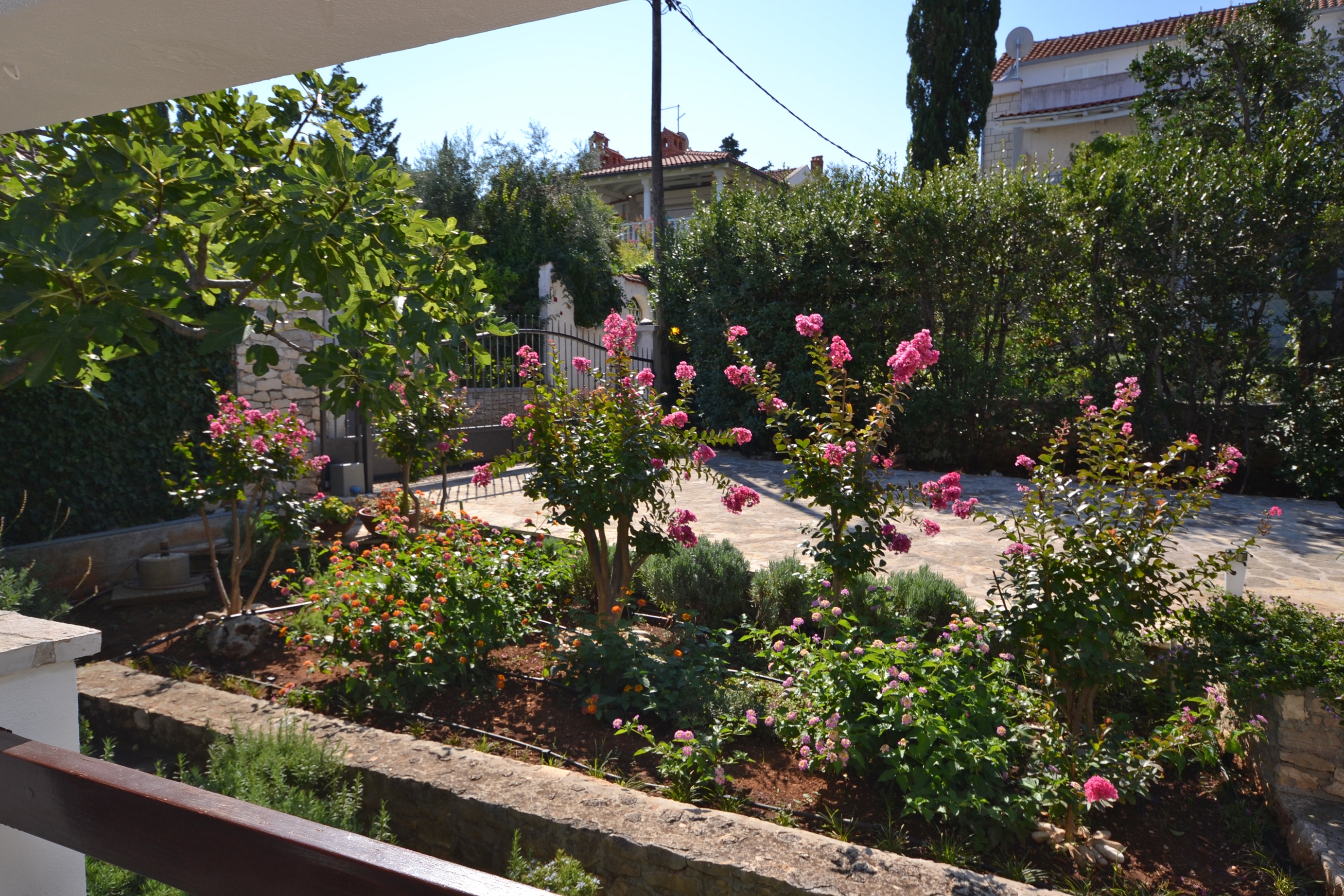 Two bedroom apartment with terrace and sea view Splitska, Brač  A-a