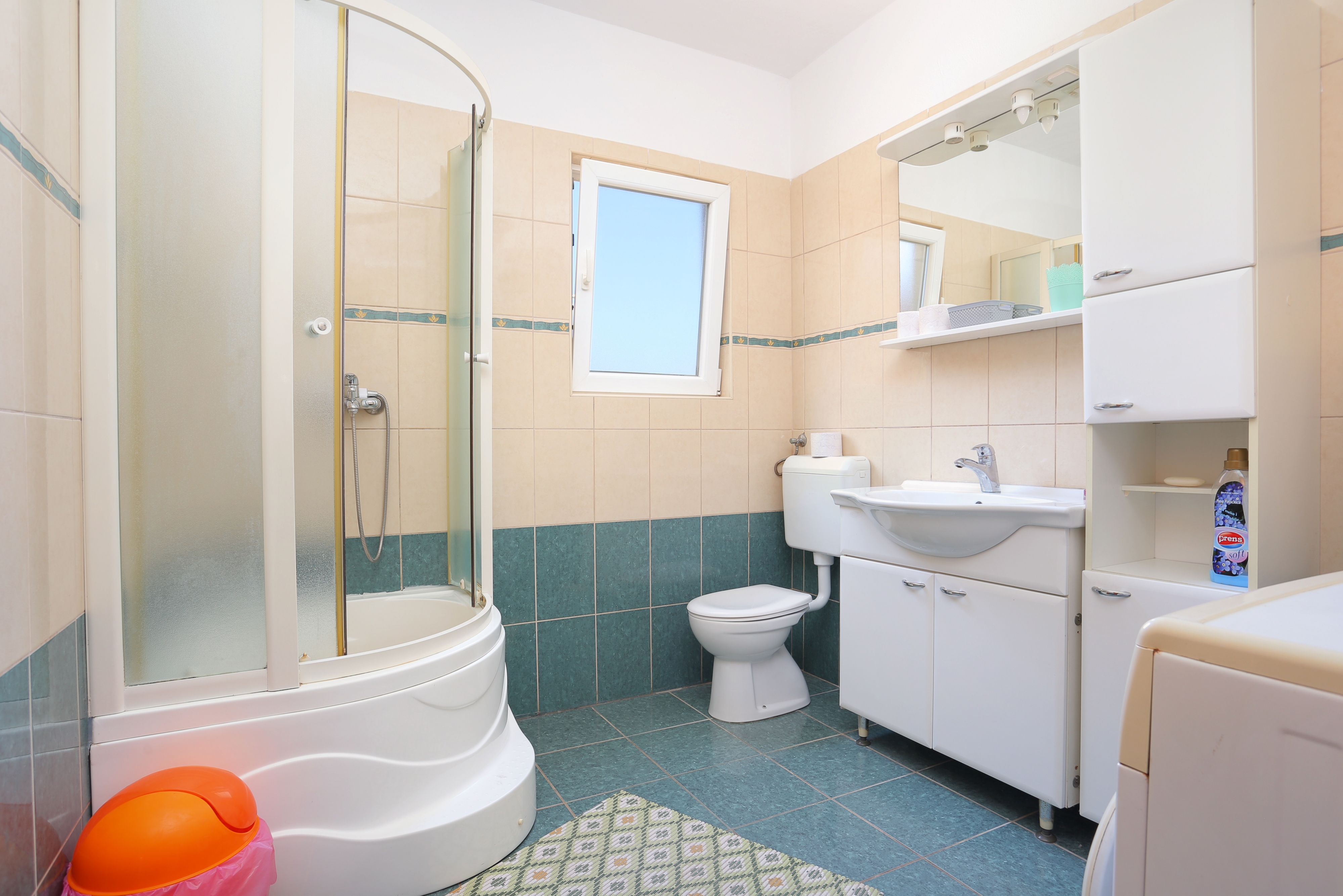 Three bedroom apartment with terrace Grebaštica, Šibenik  A-a