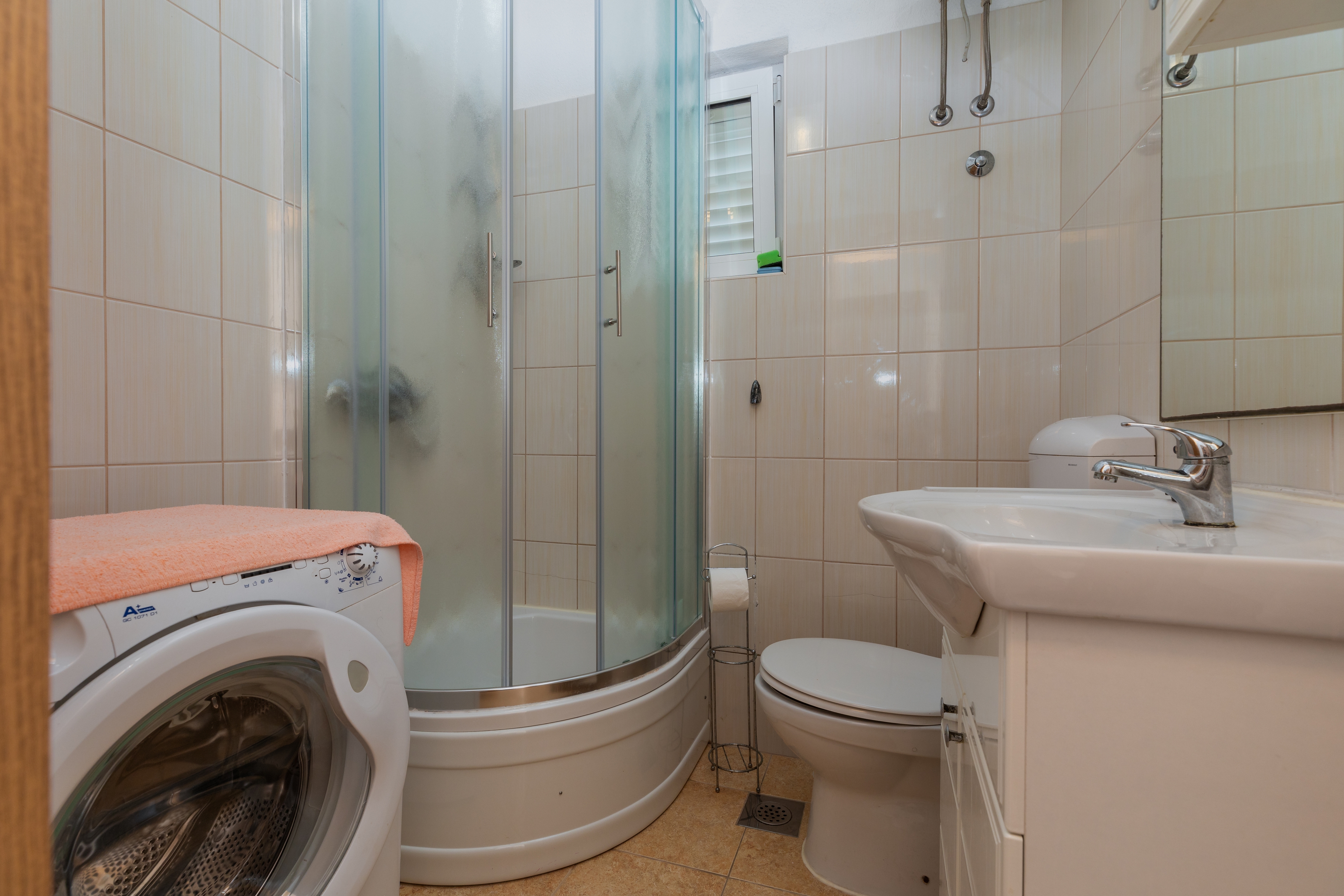One bedroom apartment with terrace and sea view Marušići, Omiš  A-e
