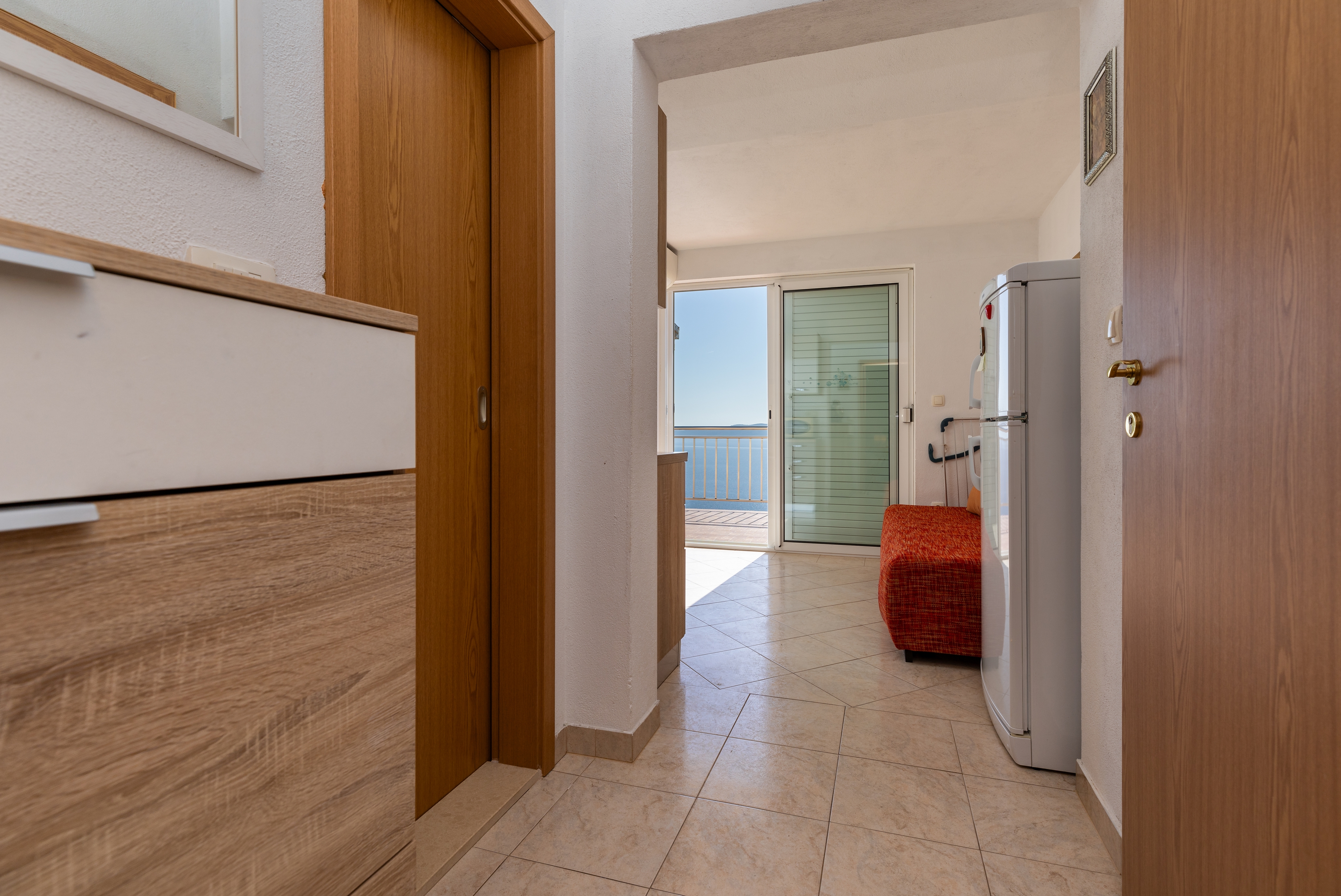 One bedroom apartment with terrace and sea view Marušići, Omiš  A-e