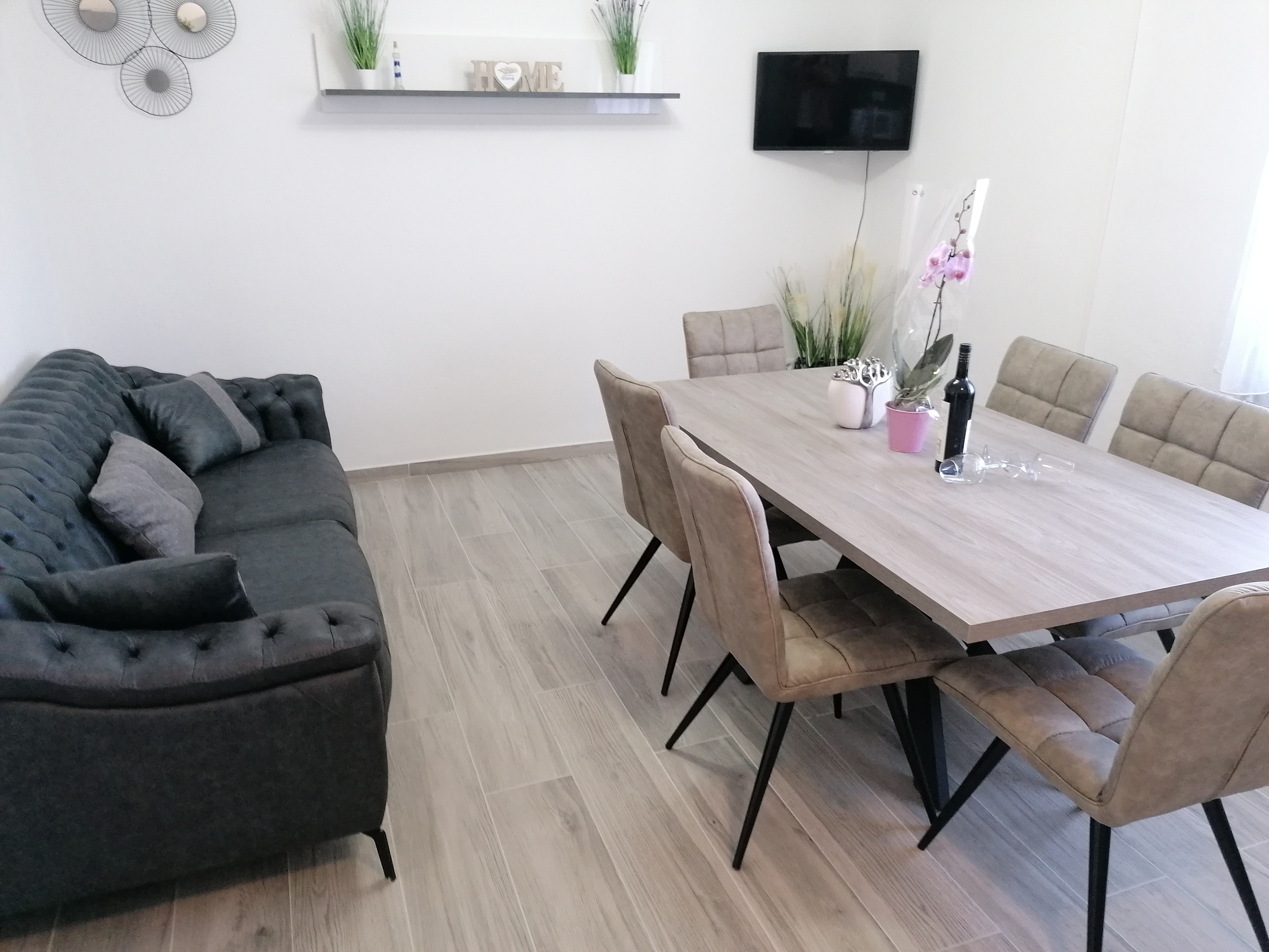 Three bedroom apartment with terrace Arbanija, Čiovo (A-11321-a)