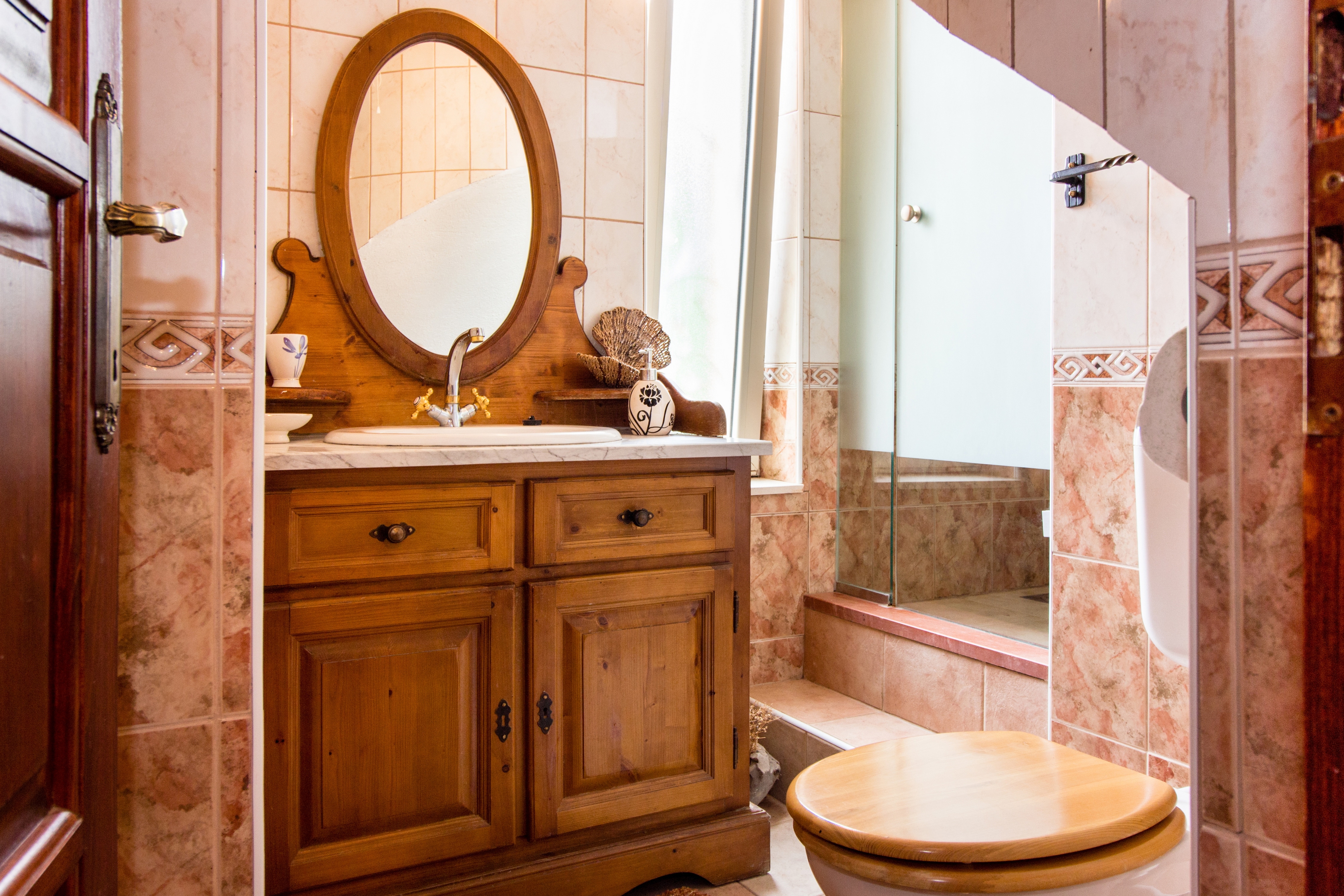 Comfortable and spacious house with terrace Bajići, Zagora  K