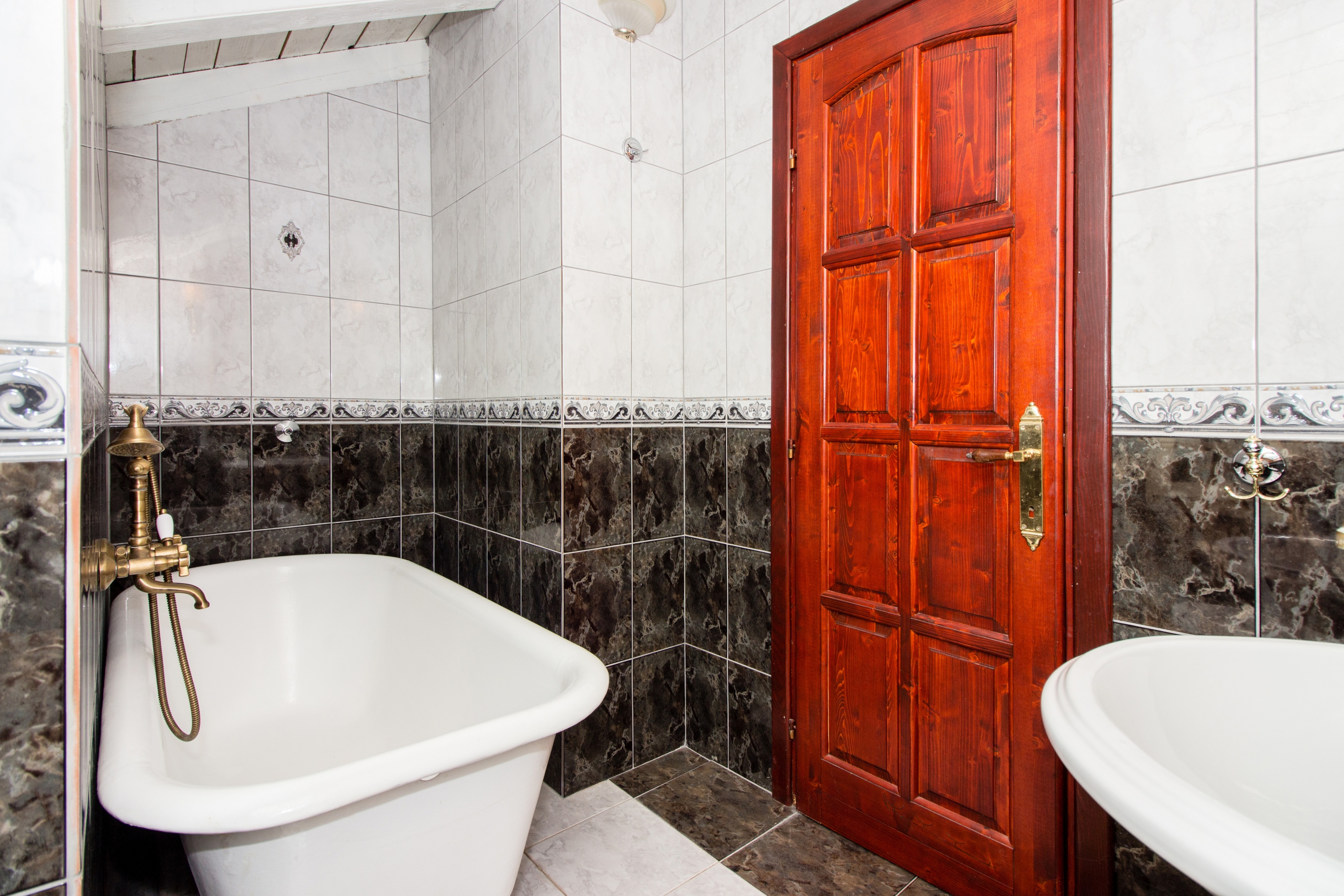Comfortable and spacious house with terrace Bajići, Zagora  K