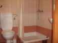 Ванная комната Gradac, Ванная комната в размещении типа apartment, WiFi.