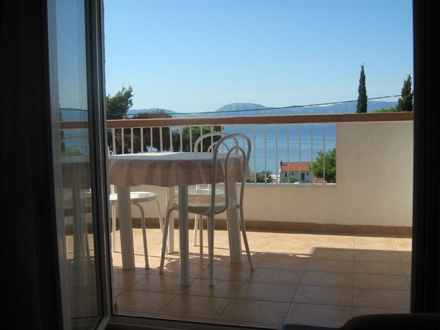 One bedroom apartment with terrace and sea view Gradac, Makarska  A-d