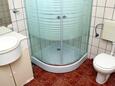 Ванная комната Slatine, Ванная комната в размещении типа apartment, WiFi.