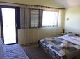 Ložnice Slatine, Ložnice v ubytování typu apartment, s klimatizací a WiFi.