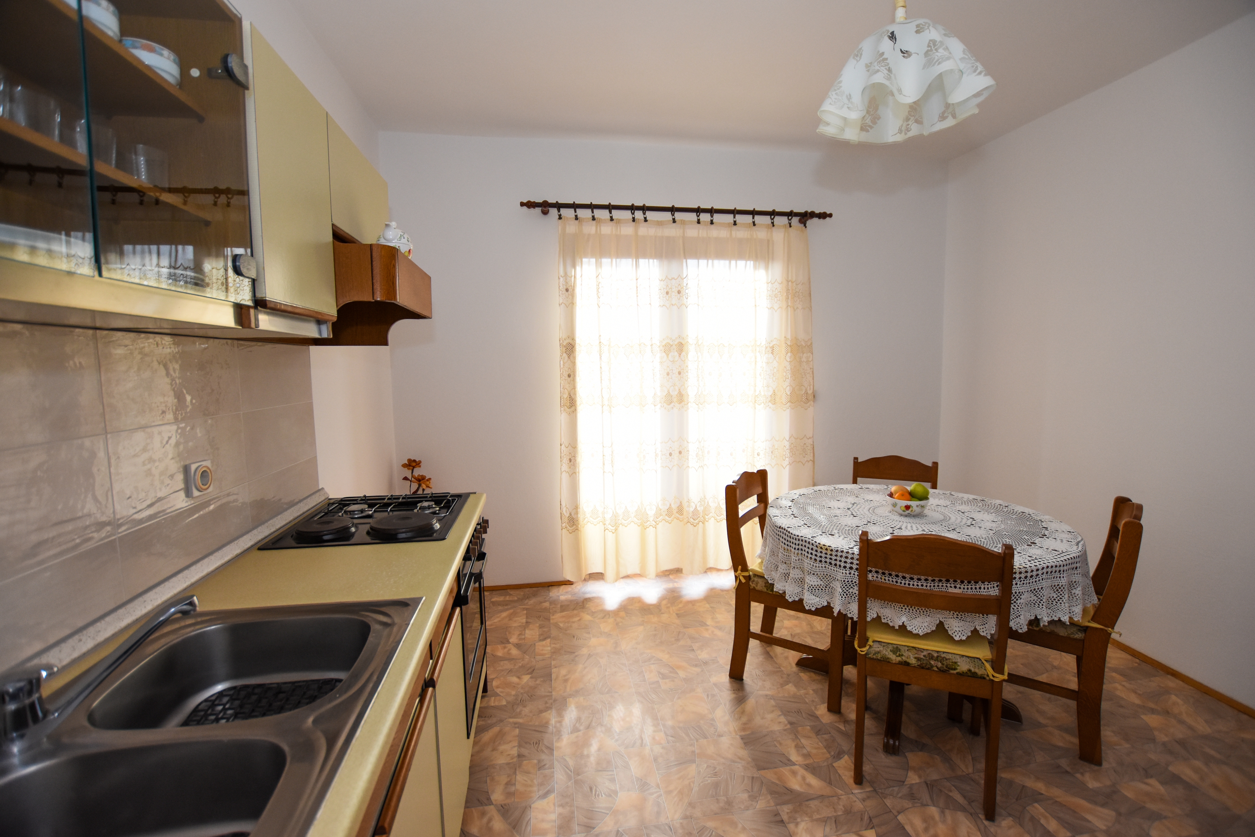 Two bedroom apartment with balcony Pag (A-11358-a)