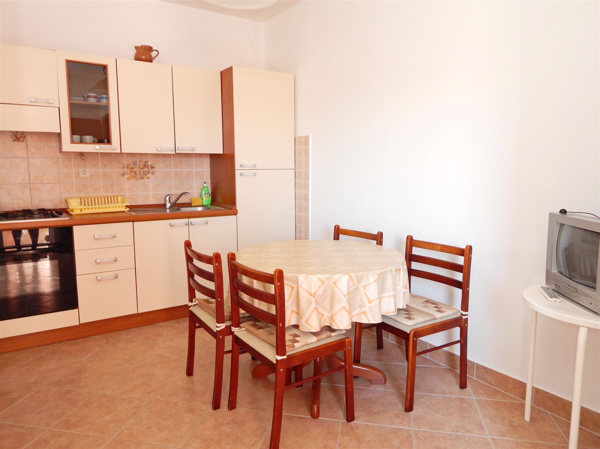 Two bedroom apartment with balcony and sea view Pag (A-11358-e)