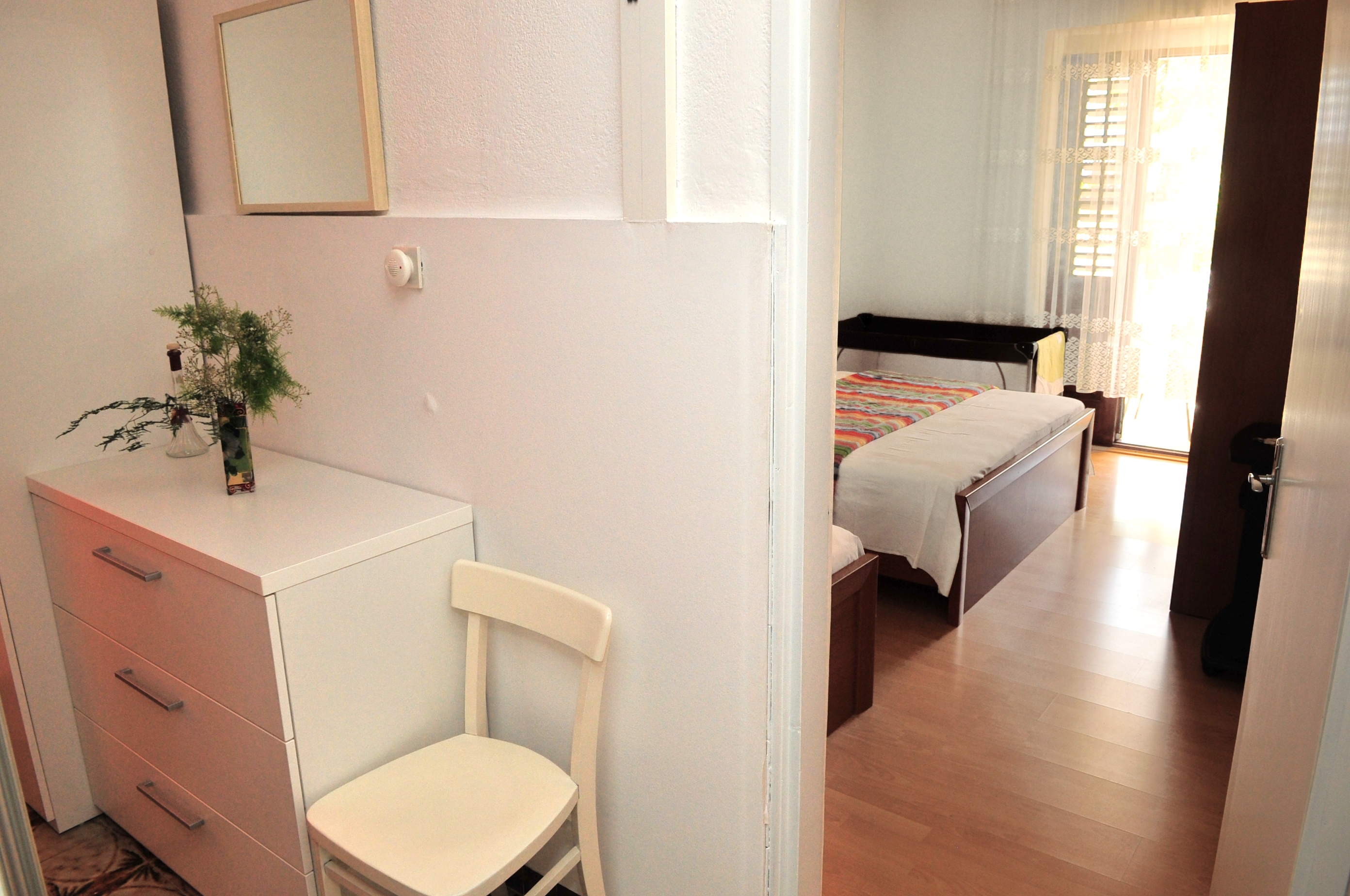 Three bedroom apartment with terrace and sea view Supetar, Brač  A-a