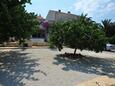 Parking lot Supetar, Brač, Parking lot 11360 - Apartments near sea with pebble beach.