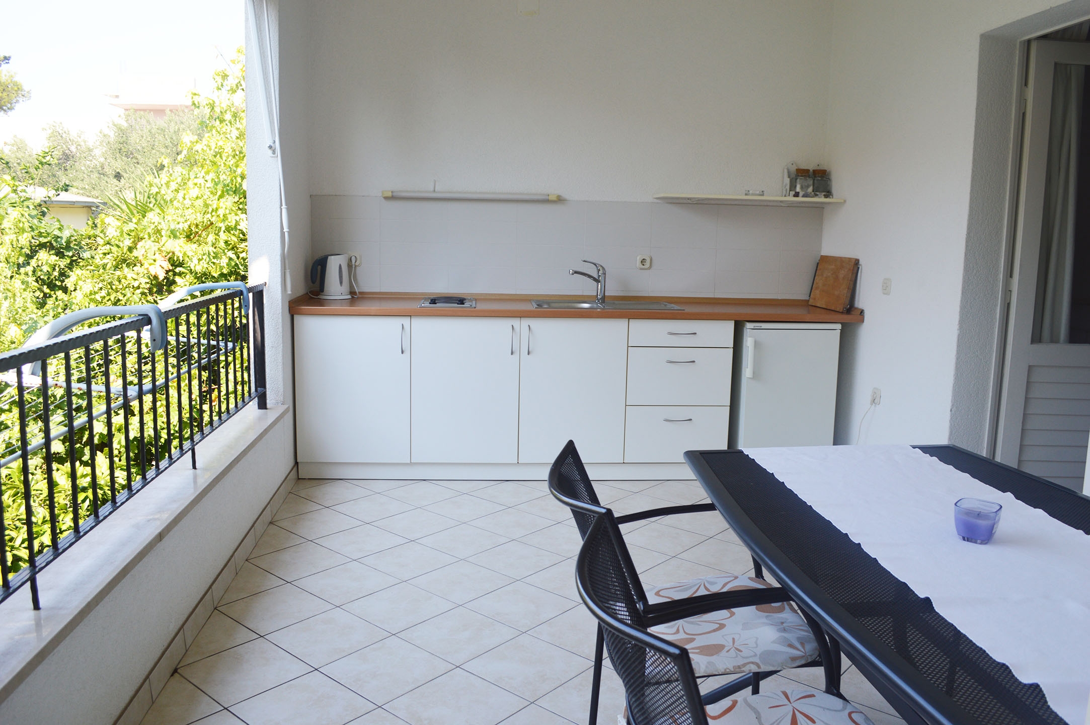 Two bedroom apartment with balcony Makarska  A-a